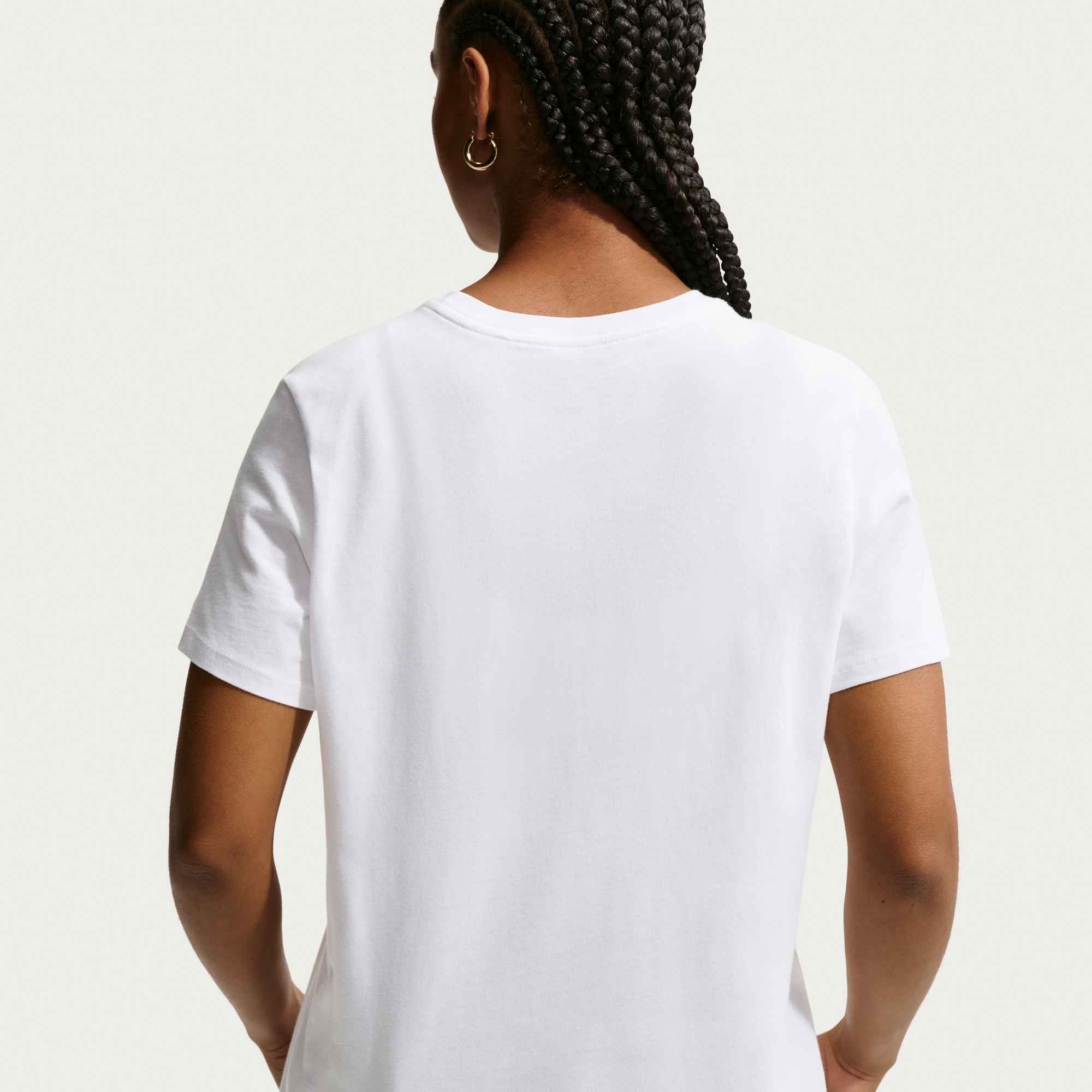 Nike 2026 Brazil Women's Crest Tee (Back)