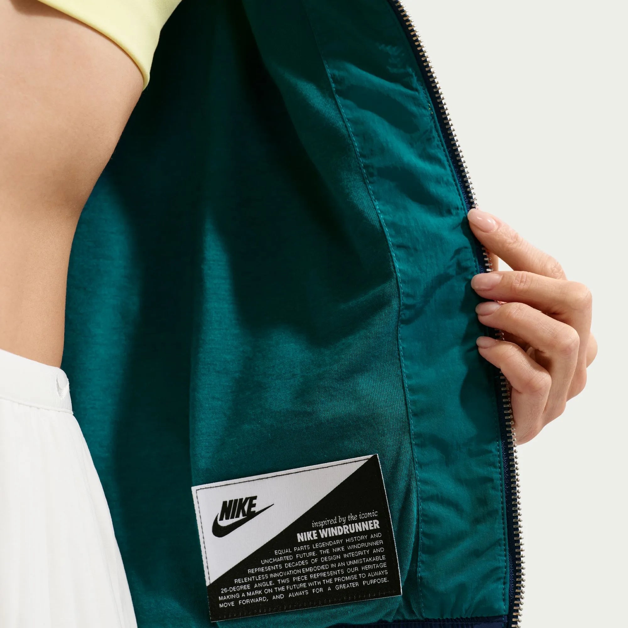 Nike 2026-27 Brazil Women's UV Woven Jacket