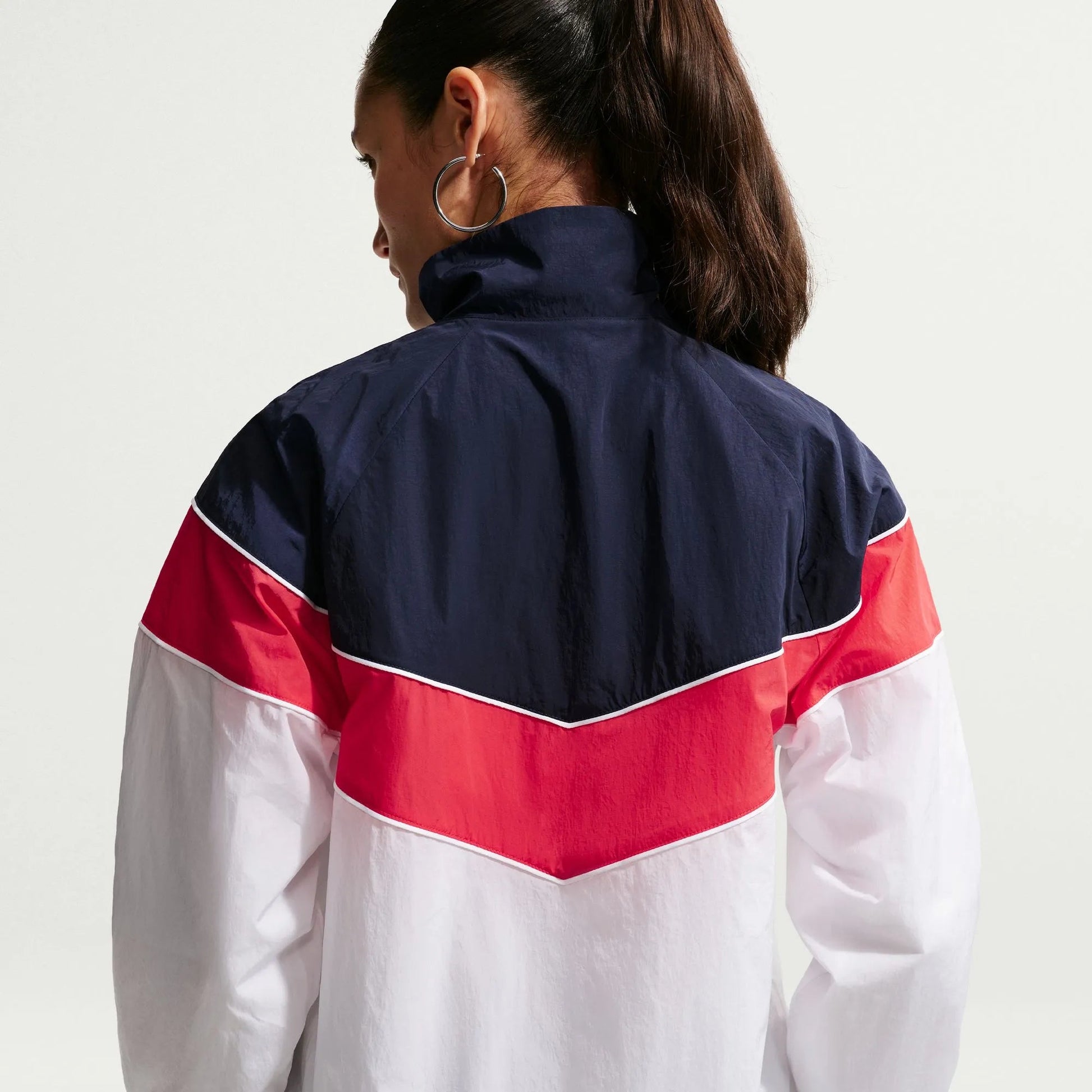Nike 2026 England Women's UV Woven Jacket – ProSoccer