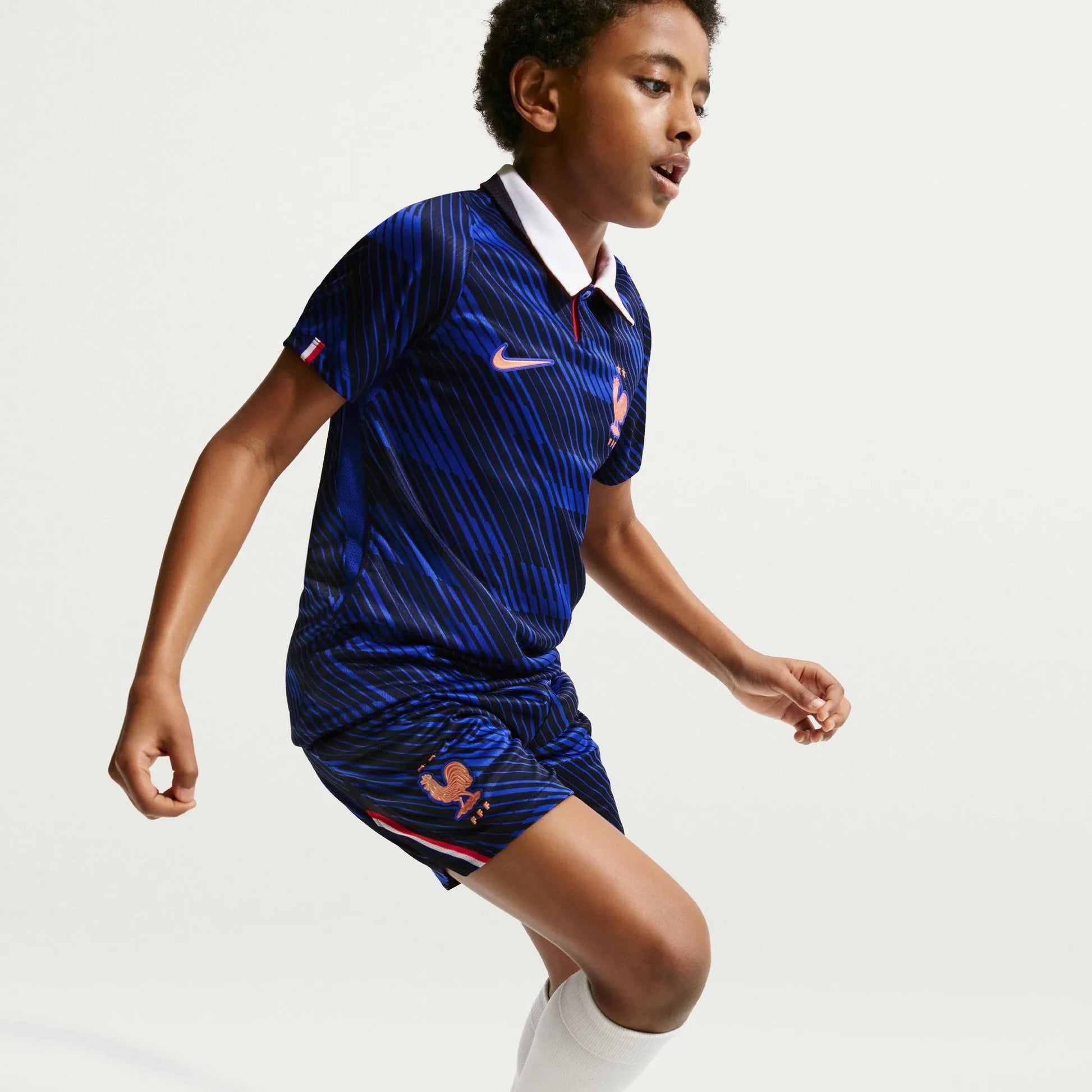 Nike 2026-27 France Youth Stadium Home Shorts
