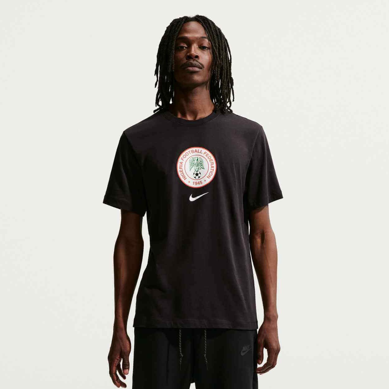 Nike 2026-27 Nigeria Men's Crest Tee (Model - Front)