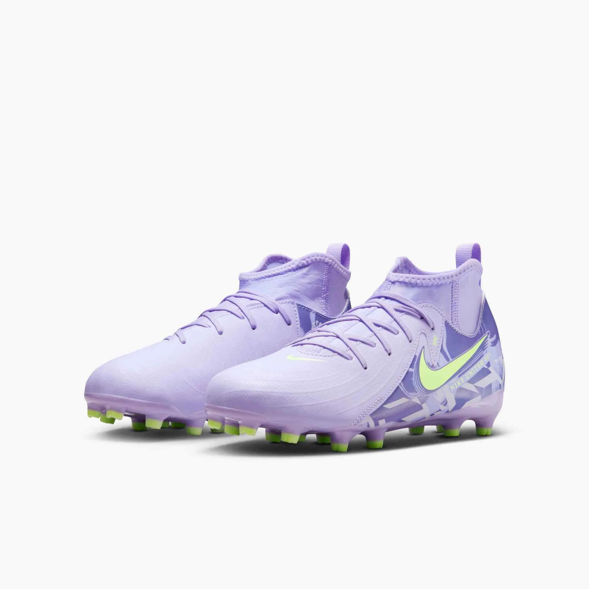 Nike Junior Phantom Luna II Academy NU1 Firm Ground Soccer Cleats - United Pack (SP25)