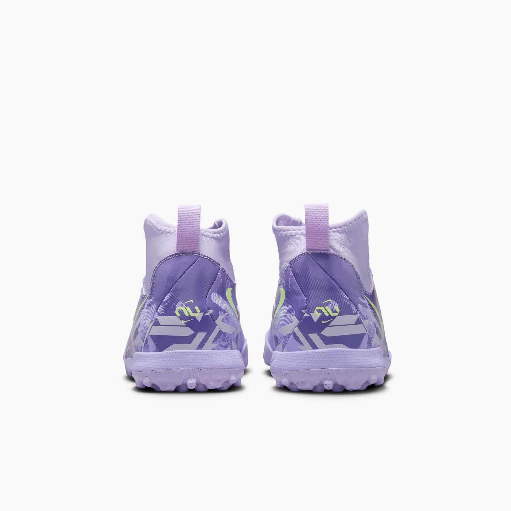 Nike Junior Phantom Luna II Academy NU1 Turf Soccer Shoes - United Pack (SP25)