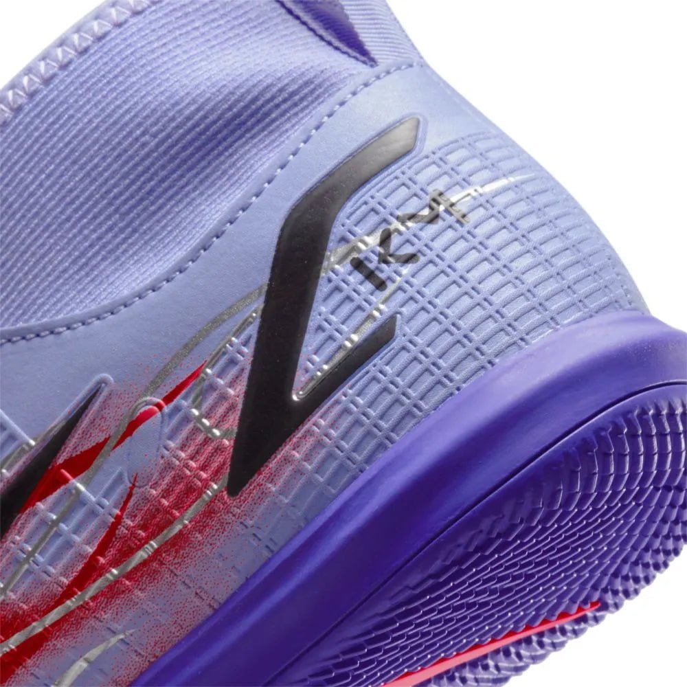 Nike Junior Superfly 8 Academy KM IC - Light Thistle-Bright Crimson