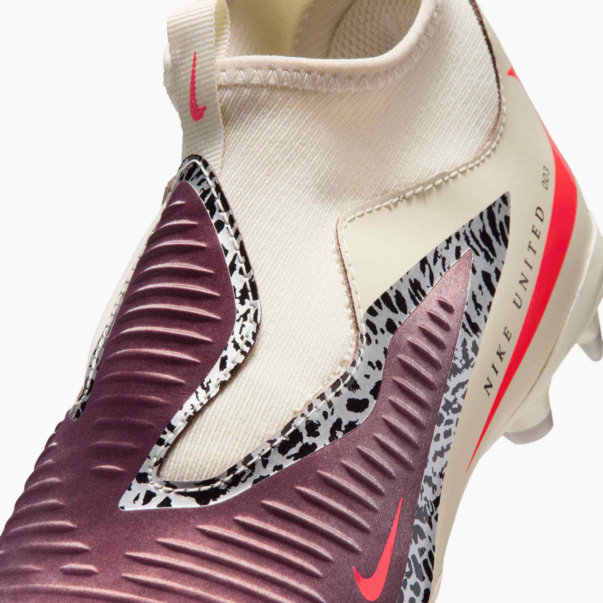 Nike Junior Phantom 6 High Academy NU3 Firm_Multi Ground Soccer Cleats - United NU3 Pack (SU26) (Detail 2)