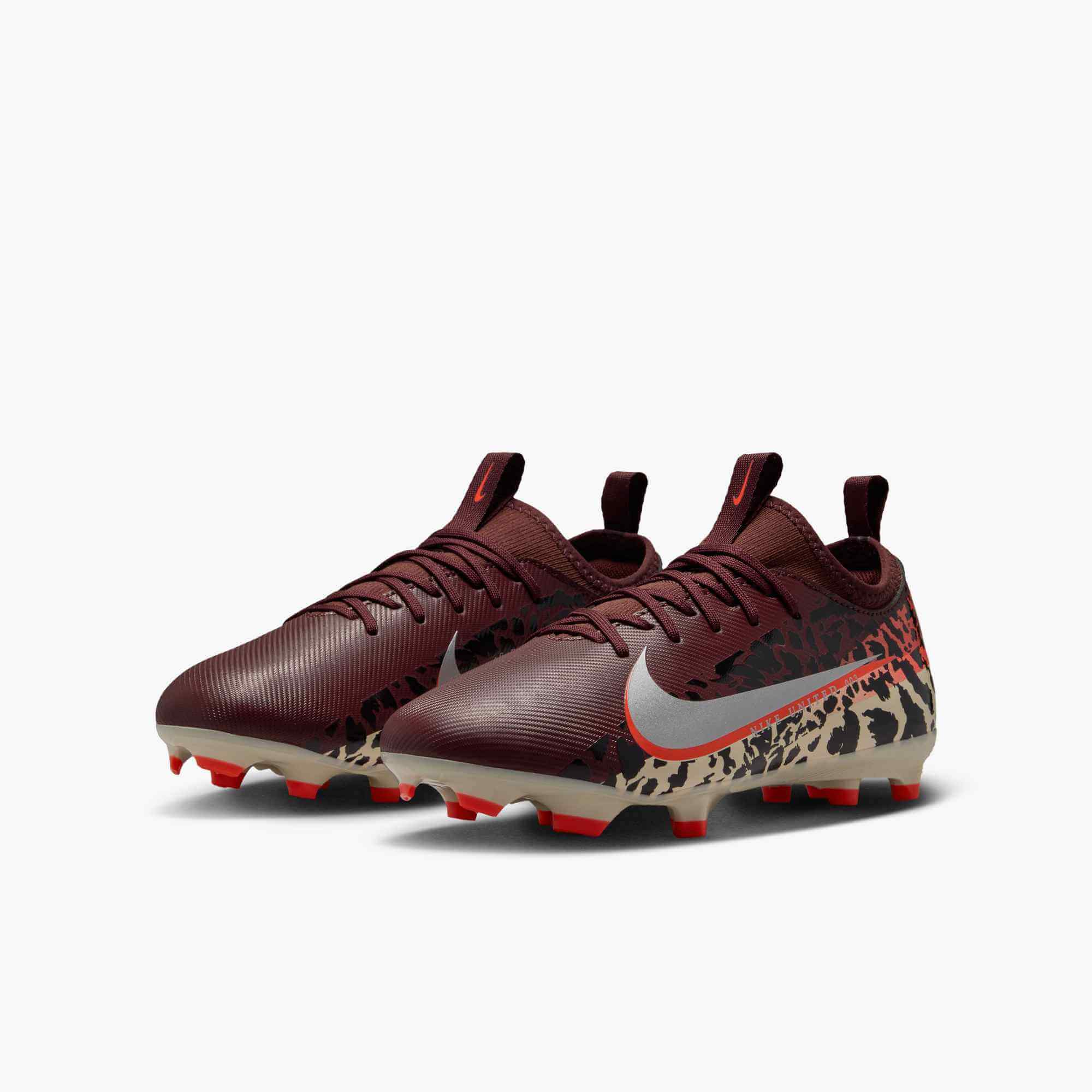 Nike Junior Zoom Vapor 16 Academy NU3 Firm_Multi Ground Soccer Cleats - United NU3 Pack (SU26) (Pair - Lateral)