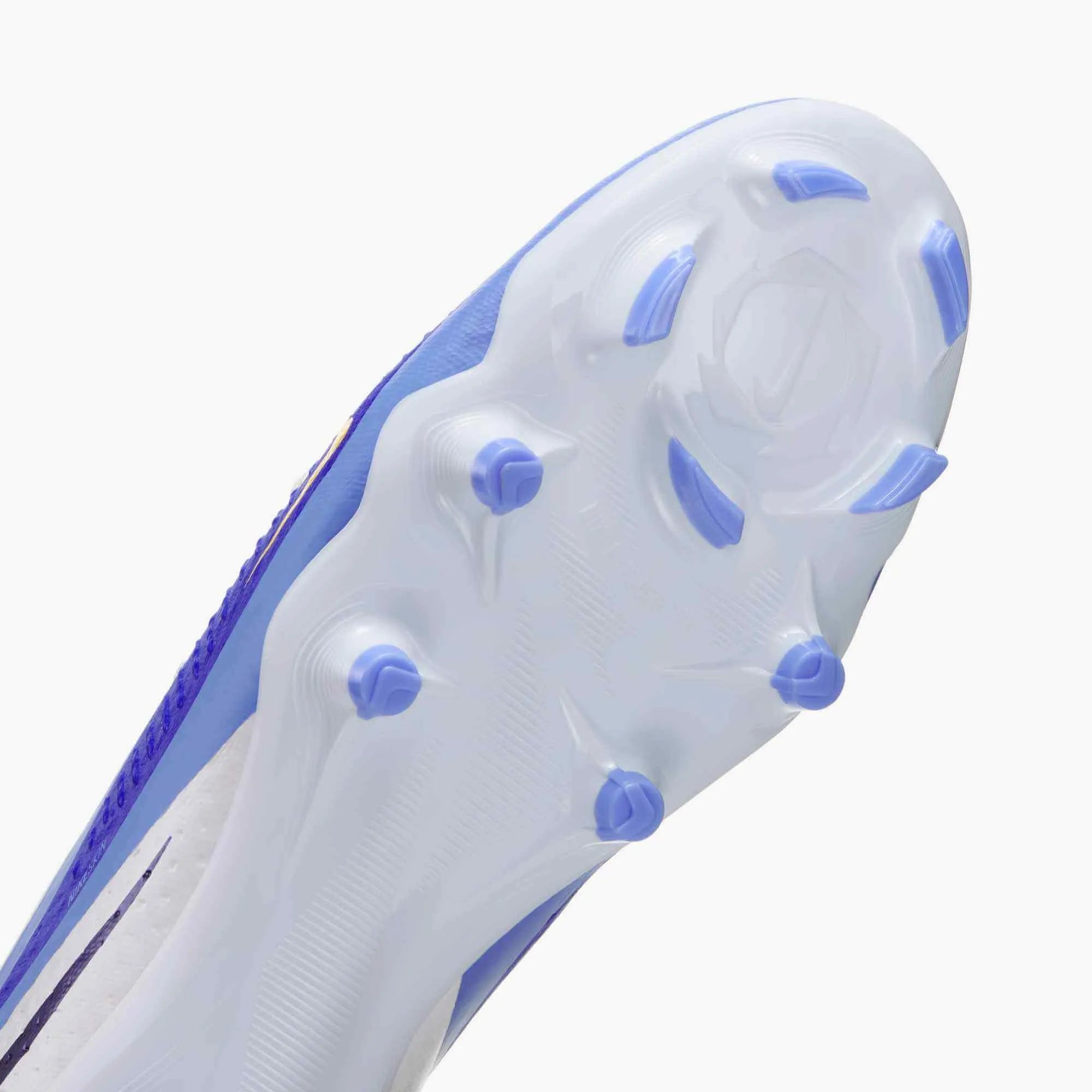 Nike Phantom 6 Low Academy LV8 Firm_Multi Ground Soccer Cleats - Fear Nothing Pack (FA25) (Detail 1)