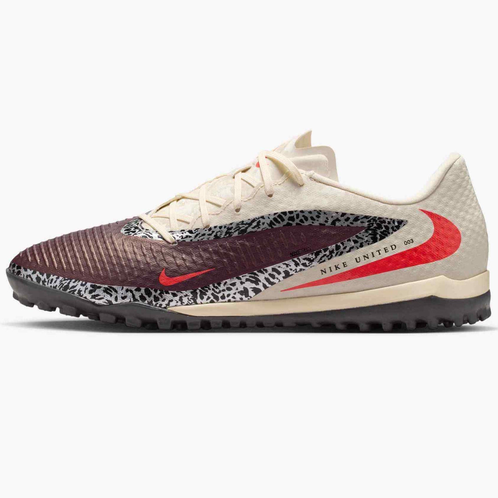 シューズ NIKE Phantom 6 Nike Phantom 6 Low Academy NU3 Turf Soccer Shoes - United NU3 Pack