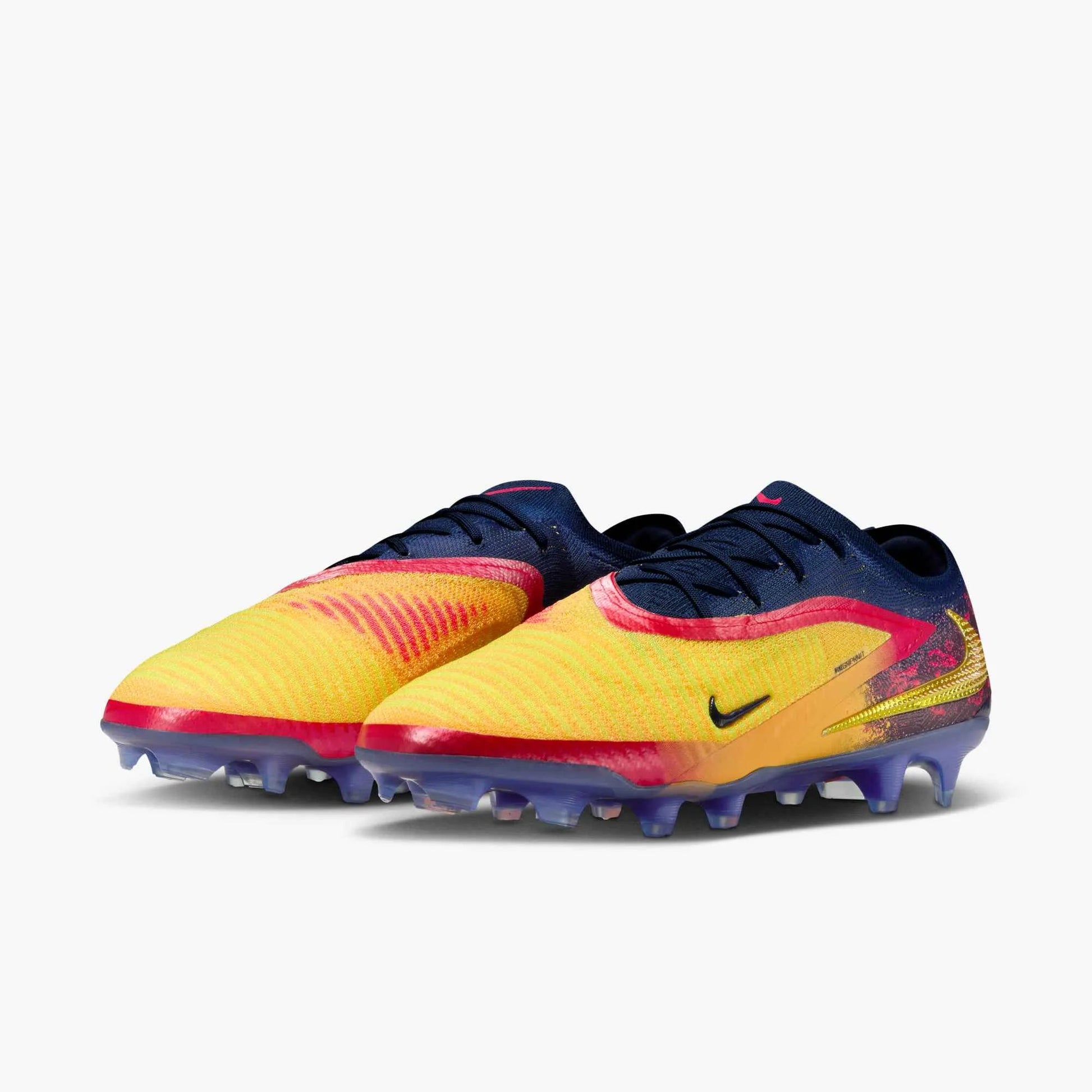 Nike Phantom 6 Low Elite Firm Ground Soccer Cleats - Erling Haaland Pack (FA25) (Pair - Lateral)