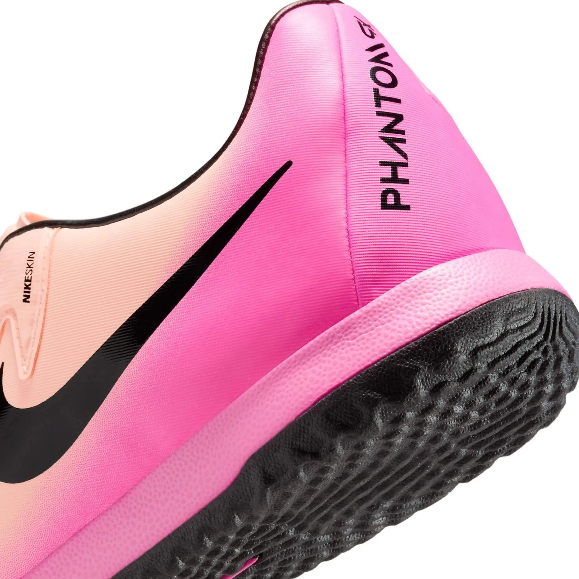 Nike Phantom GX II Academy Indoor Soccer Shoes - Prism Pack (SU25) (Detail 2)
