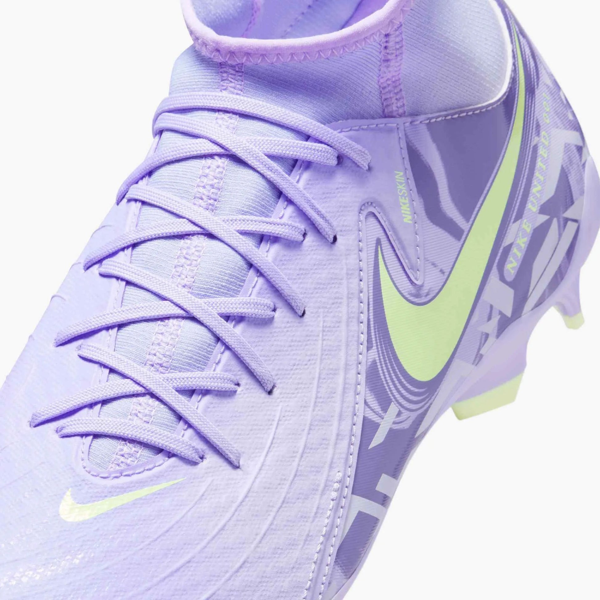Nike Phantom Luna II Academy FG/MG NU1 - United Pack (SP25)