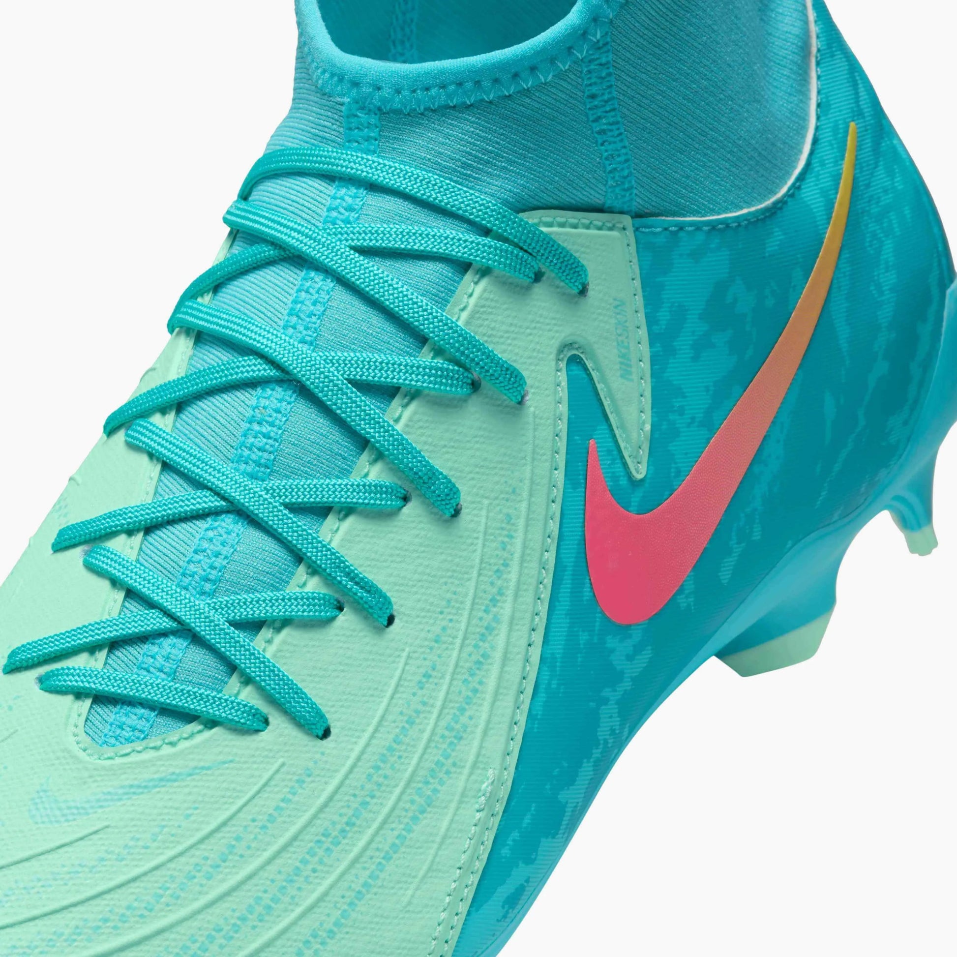 Nike Phantom Luna II Academy LV8 FG-MG - Vortex Pack (SP24)