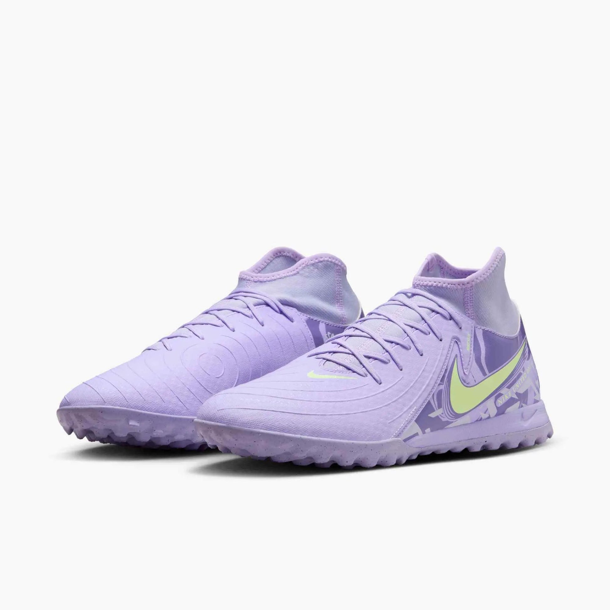 Nike Phantom Luna II Academy NU1 Turf Soccer Shoes - United Pack (SP25)
