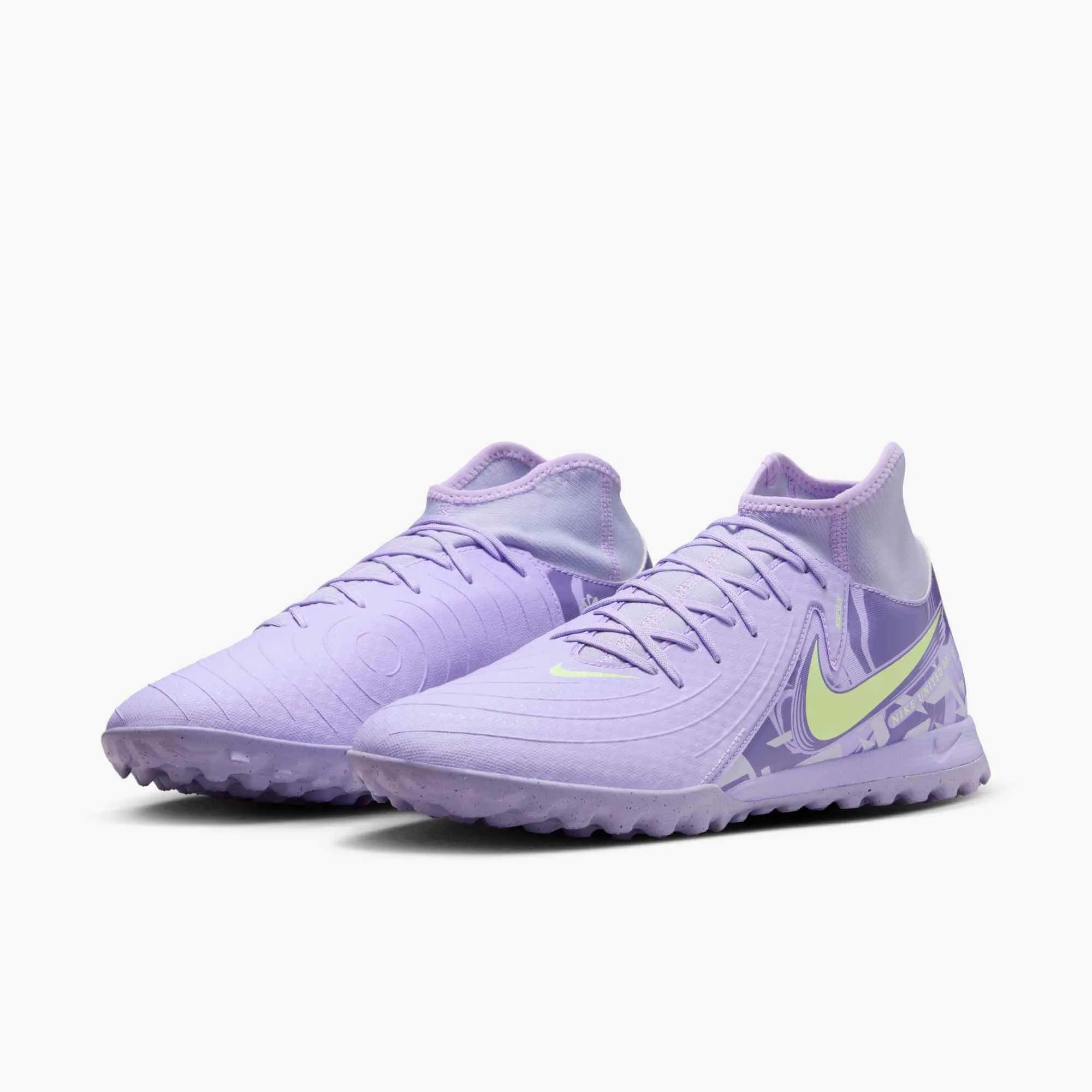 Nike Phantom Luna II Academy NU1 Turf Soccer Shoes - United Pack (SP25)