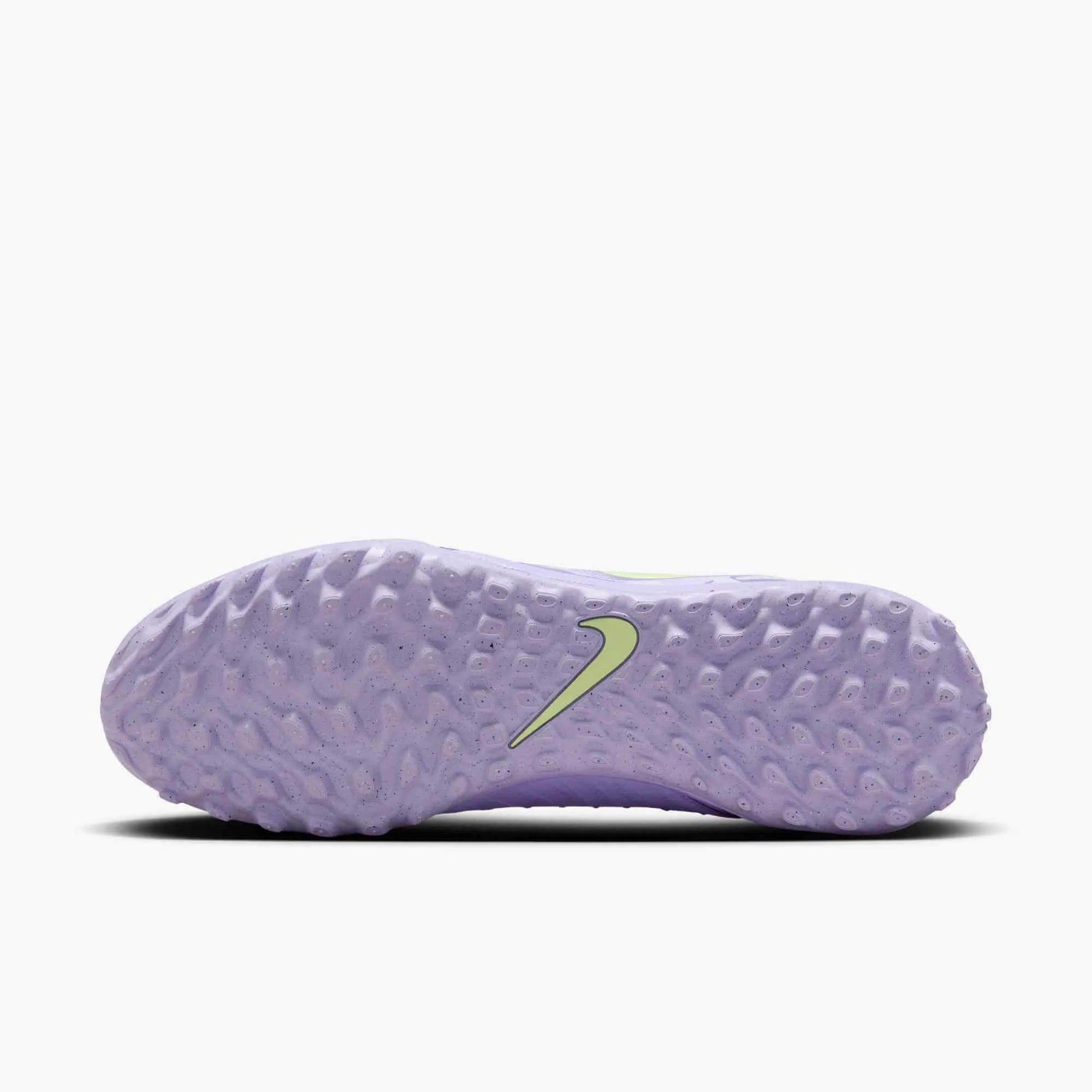 Nike Phantom Luna II Academy NU1 Turf Soccer Shoes - United Pack (SP25)