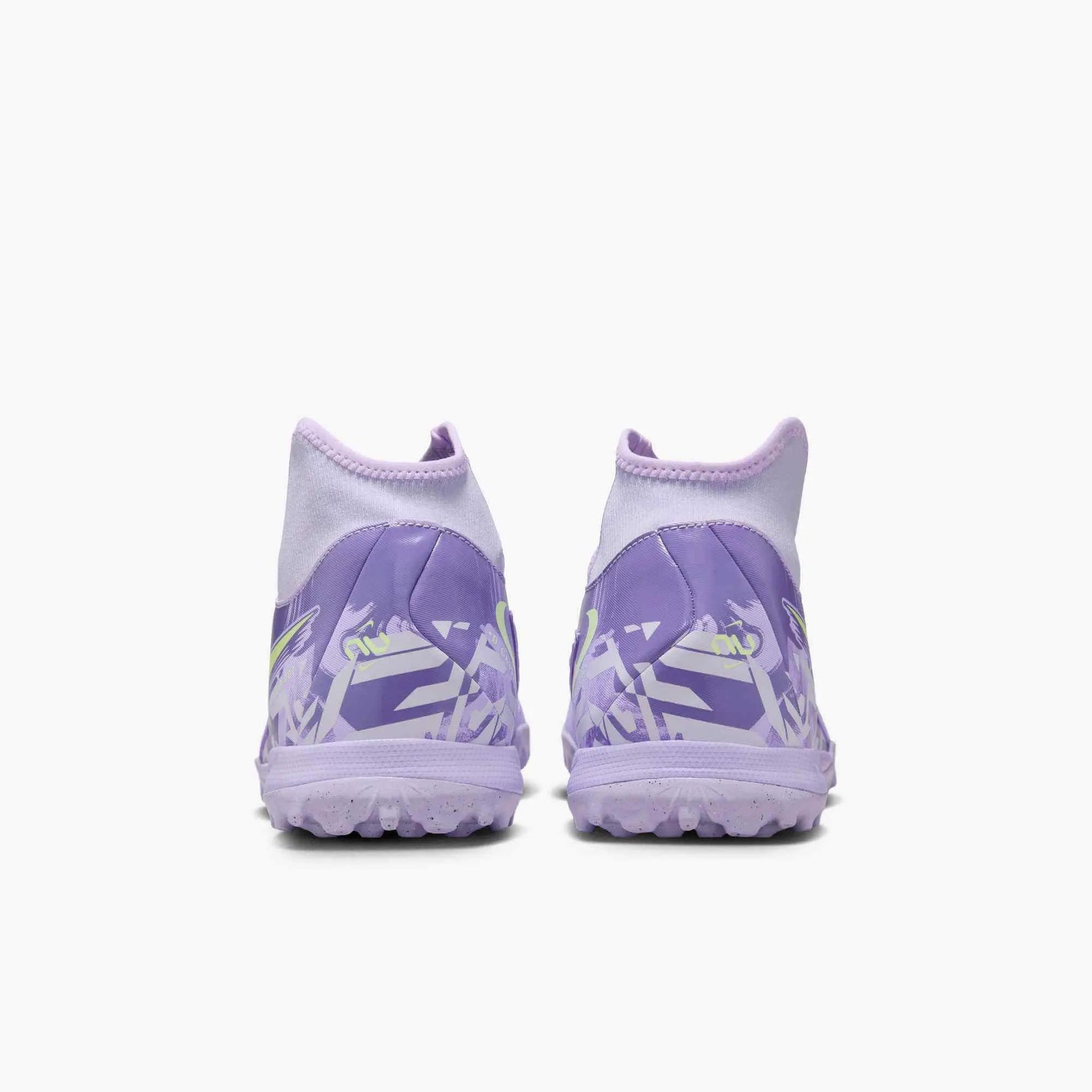 Nike Phantom Luna II Academy NU1 Turf Soccer Shoes - United Pack (SP25)