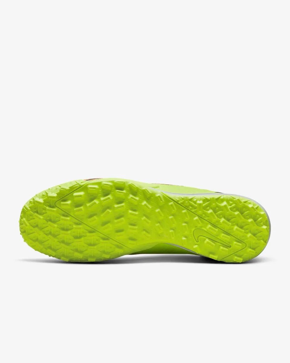 Nike Superfly 8 Academy TF - Volt-Bright Crimson (Bottom)