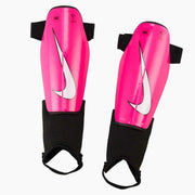 Nike Youth Charge Shin Guard Fierce Pink/Black/White (Set)
