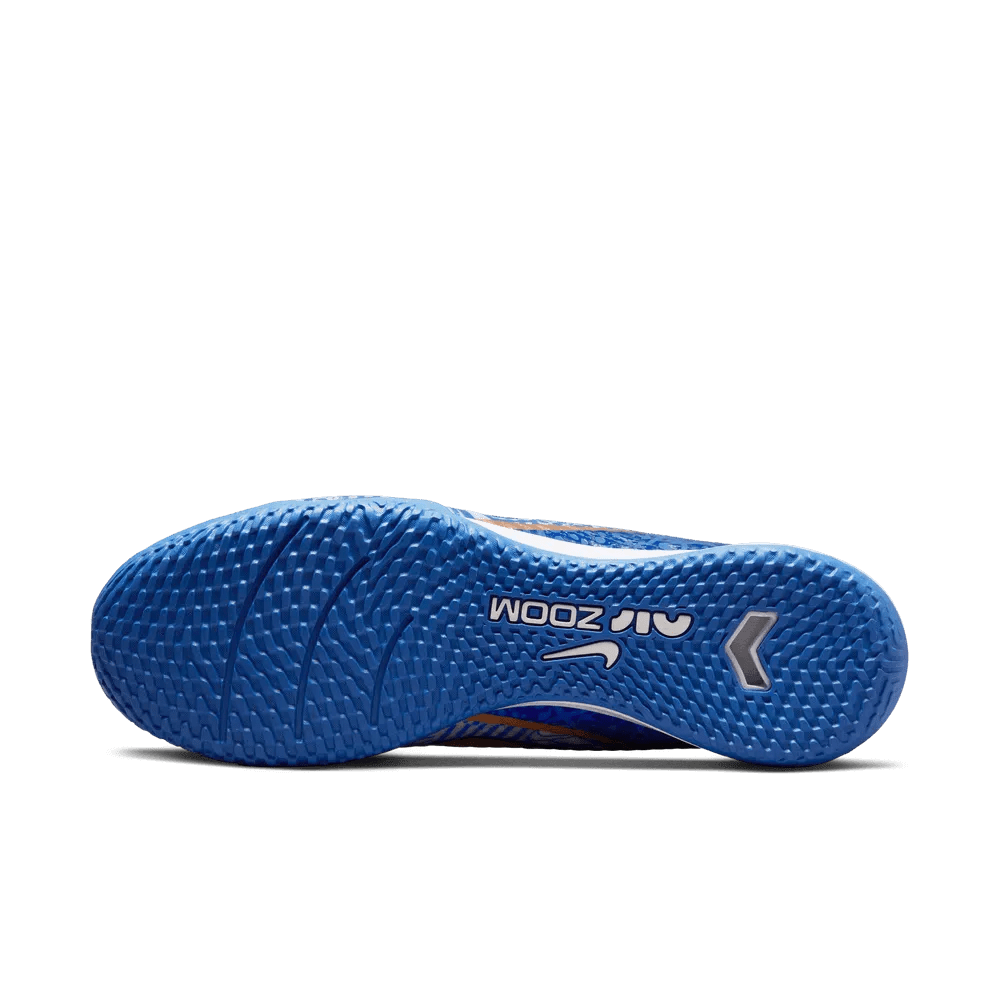 Nike Zoom Vapor 15 Academy CR7 Indoor - White-Metallic Copper (Bottom)