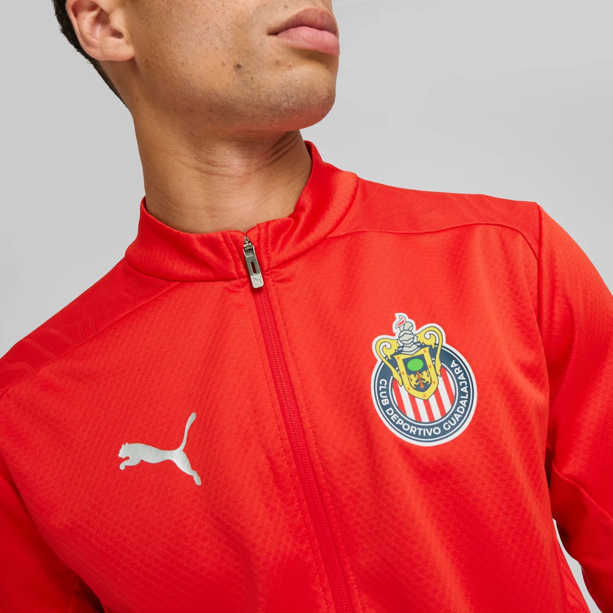 Puma 2024-25 Chivas Men's Training Jacket (Detail 1)