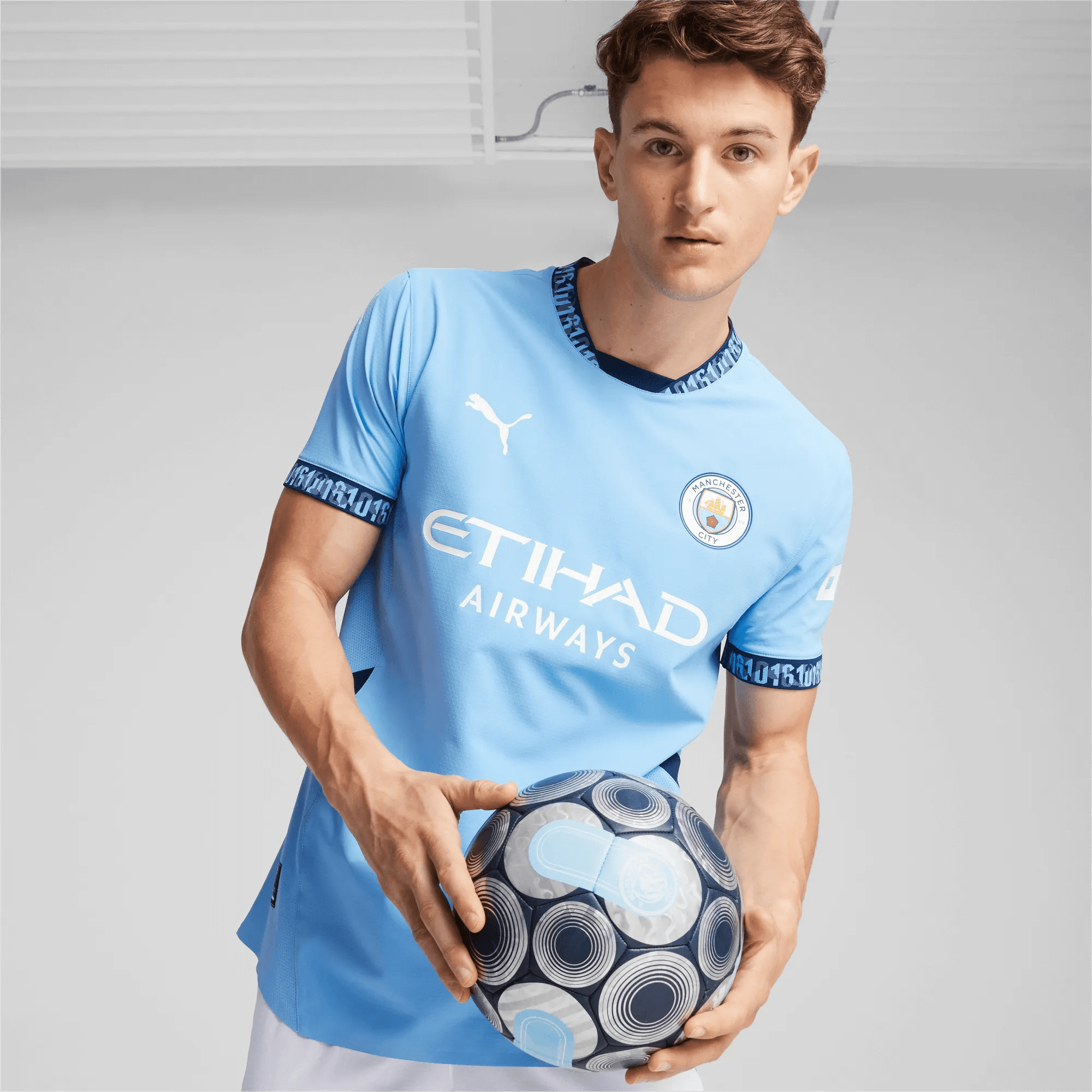 Puma 2024-25 Manchester City Home Authentic Home Jersey (Model - Front)