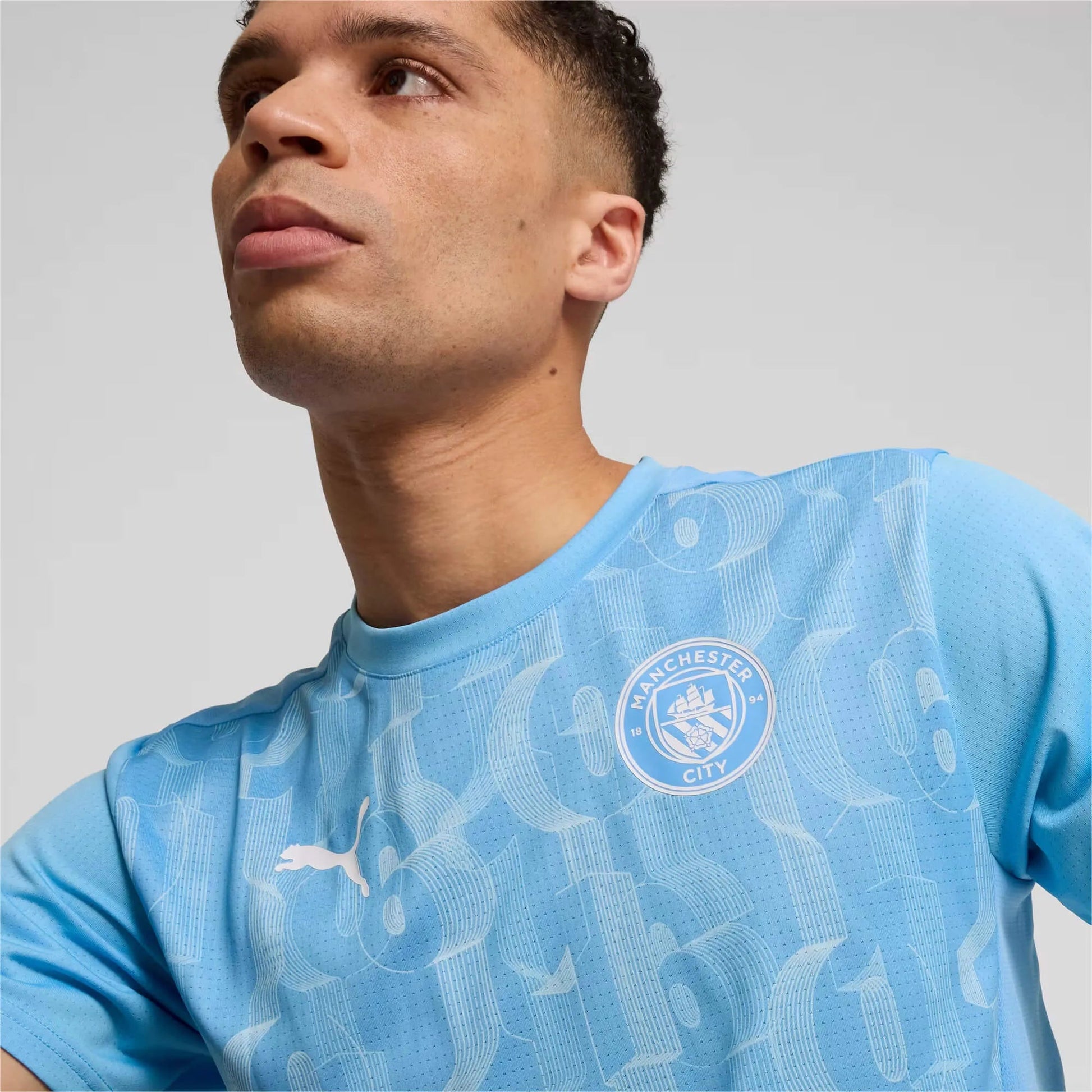 Puma 2024-25 Manchester City Men's Pre-Match Jersey (Detail 1)