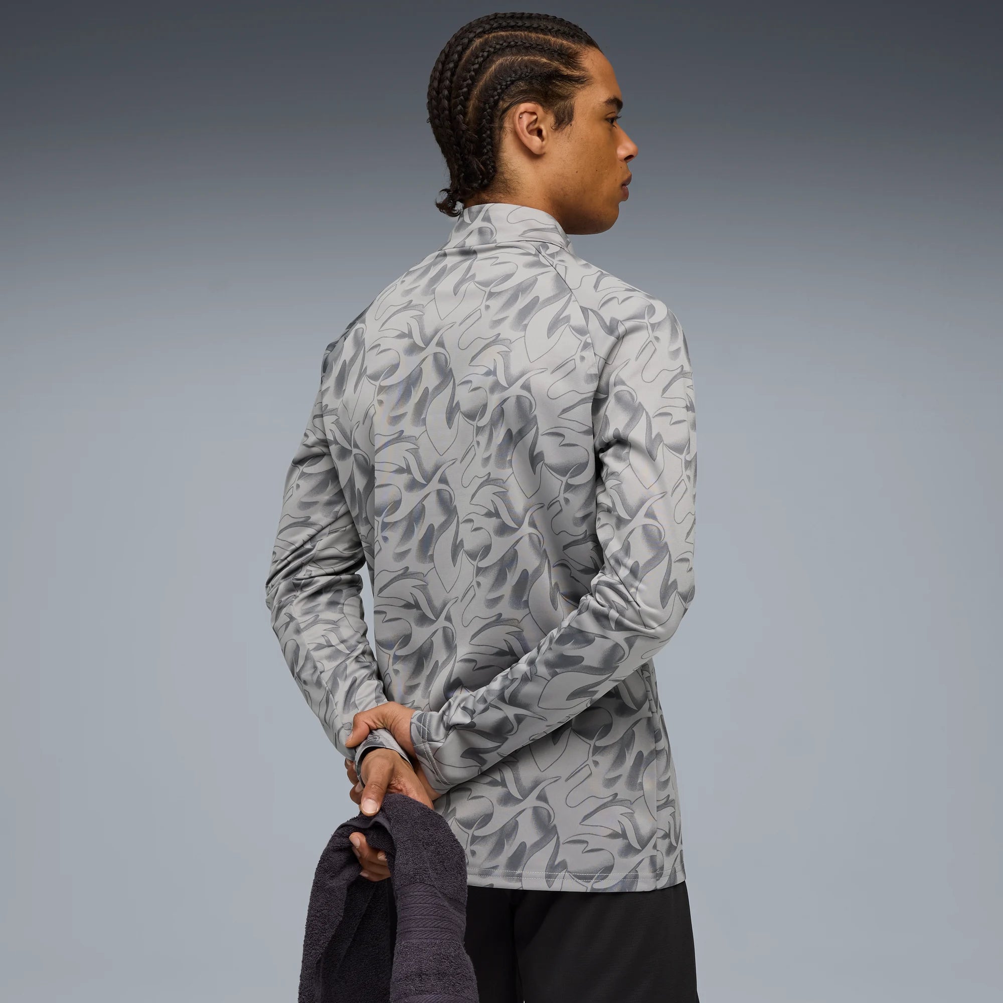 Puma 2025-26 AC Milan Men's 1/4 Zip Training Top (Model - Back)