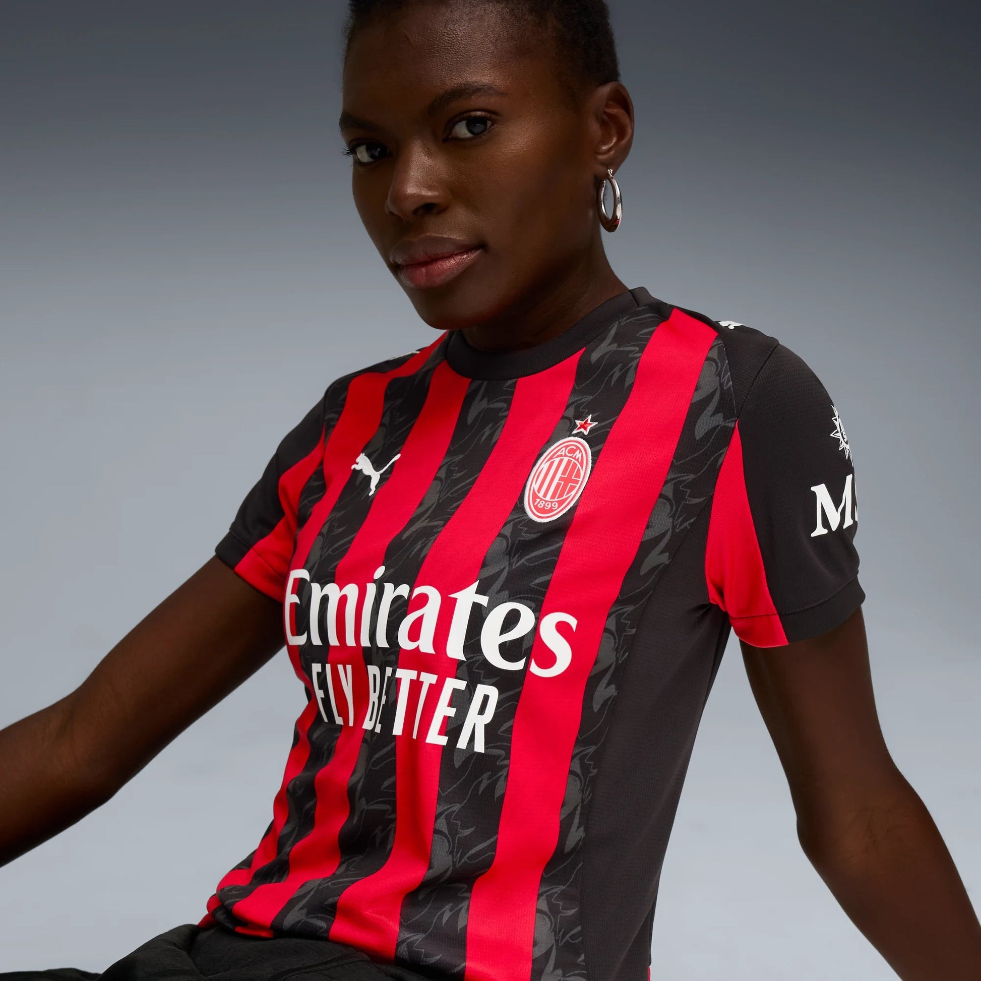 Puma 2025-26 AC Milan Women's Stadium Home Soccer Jersey (Detail 1)
