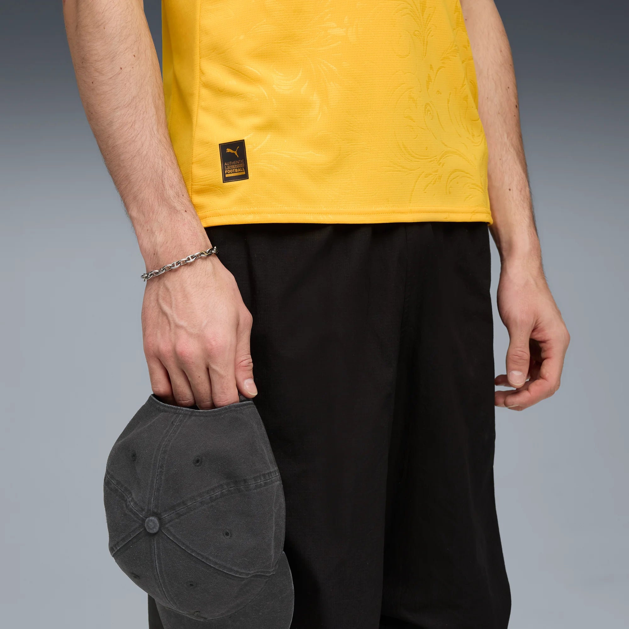 Puma 2025-26 Borussia Dortmund Men's Stadium Cup Soccer Jersey (Detail 2)