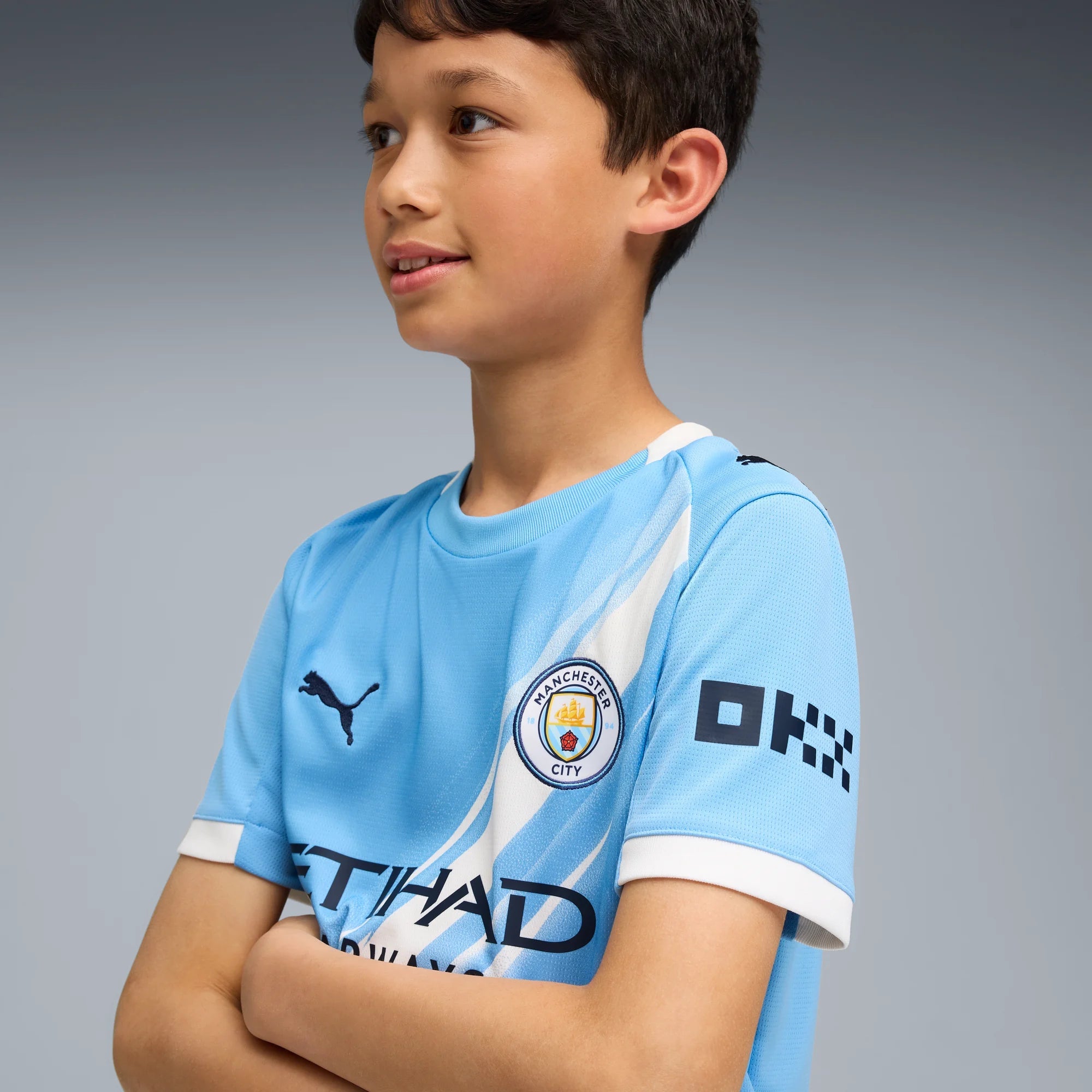 Puma 2025-26 Manchester City Youth Stadium Home Soccer Jersey (Detail 1)