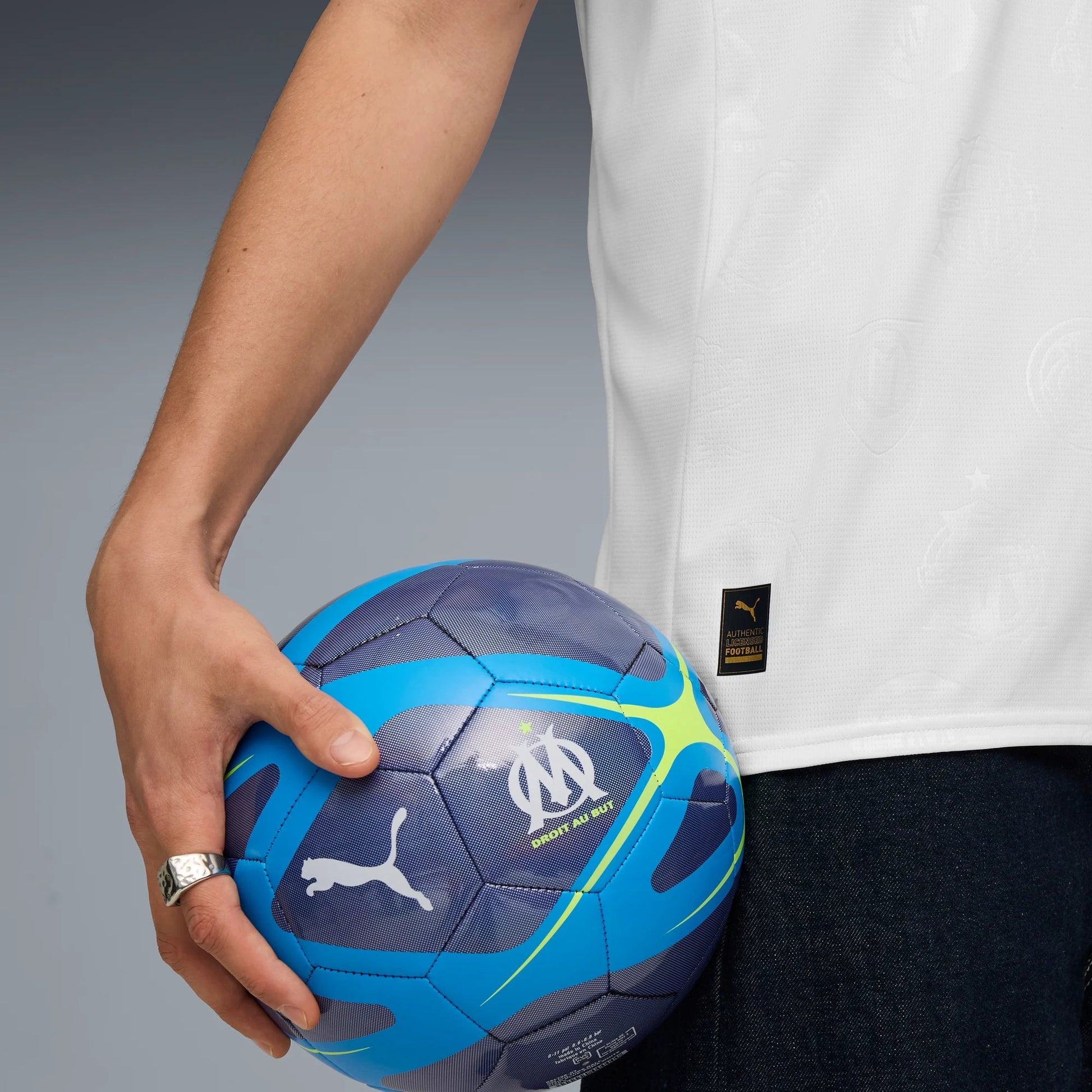 Puma 2025-26 Olympique de Marseille Men's Stadium Home Soccer Jersey (Detail 2)