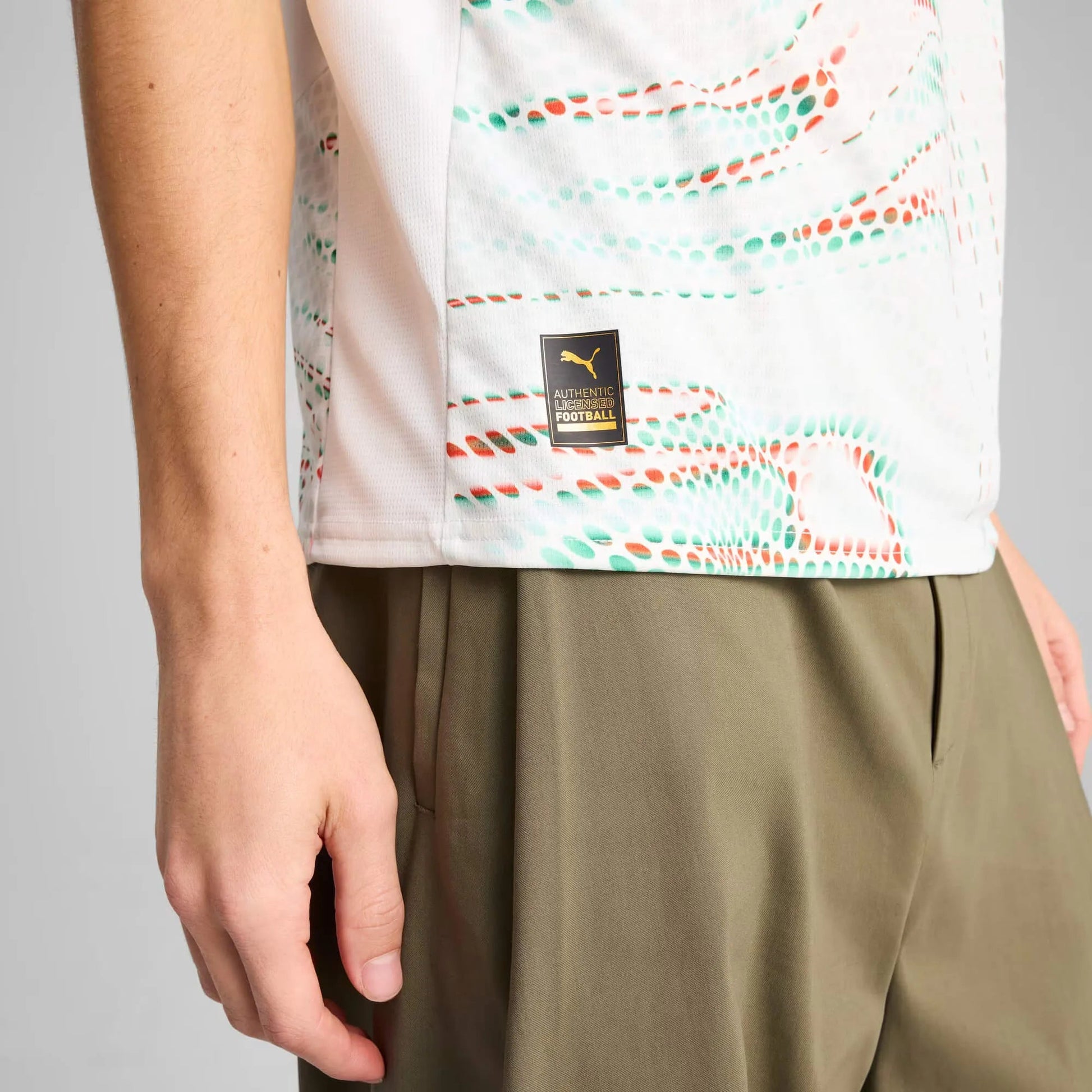 Puma 2025-26 Portugal Mens Stadium Away Jersey (Detail 2)