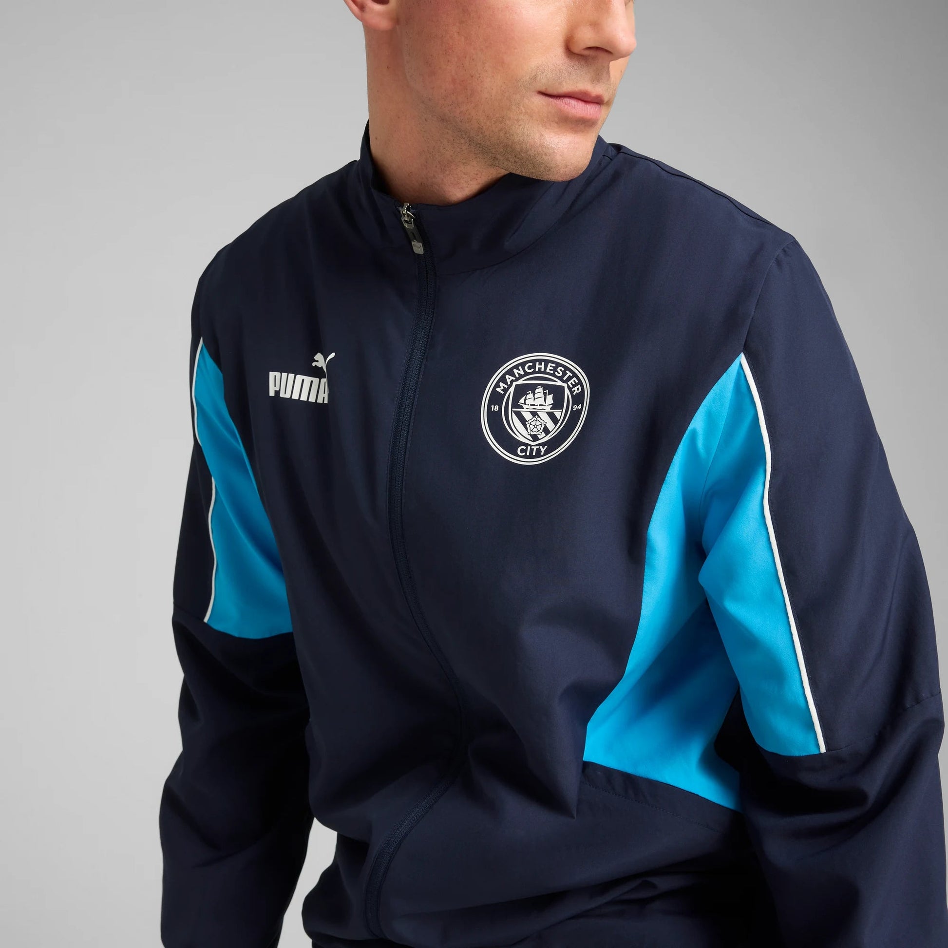 Puma 2025 Manchester City Men's ftblArchive Jacket (Detail 2)