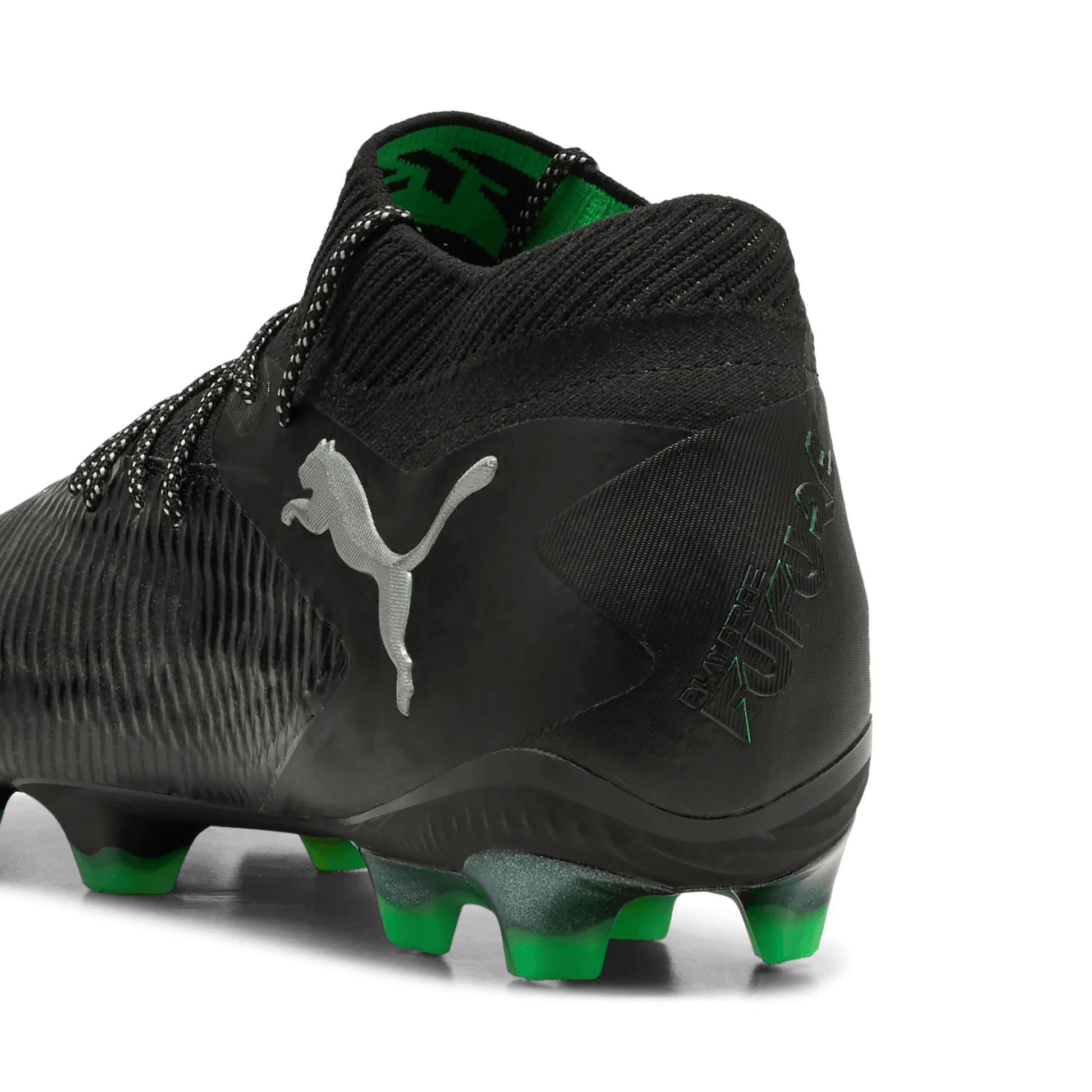 マルチャミー・フフロス プリシク FUTURE 8 PRO Cage Men's Soccer Cleats | PUMA