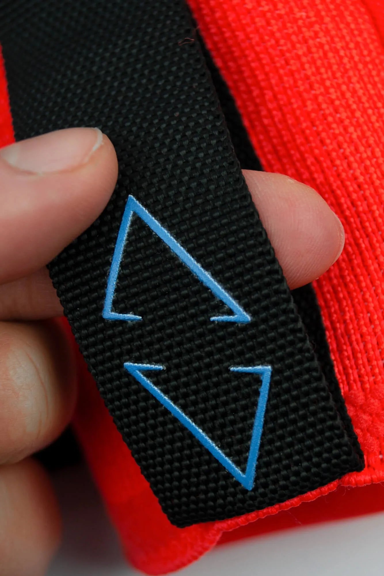 Reusch Attrakt Freegel Fusion Ortho-Tec Goaliator Goalkeeper Gloves - Bright Red-Black (Detail 5)