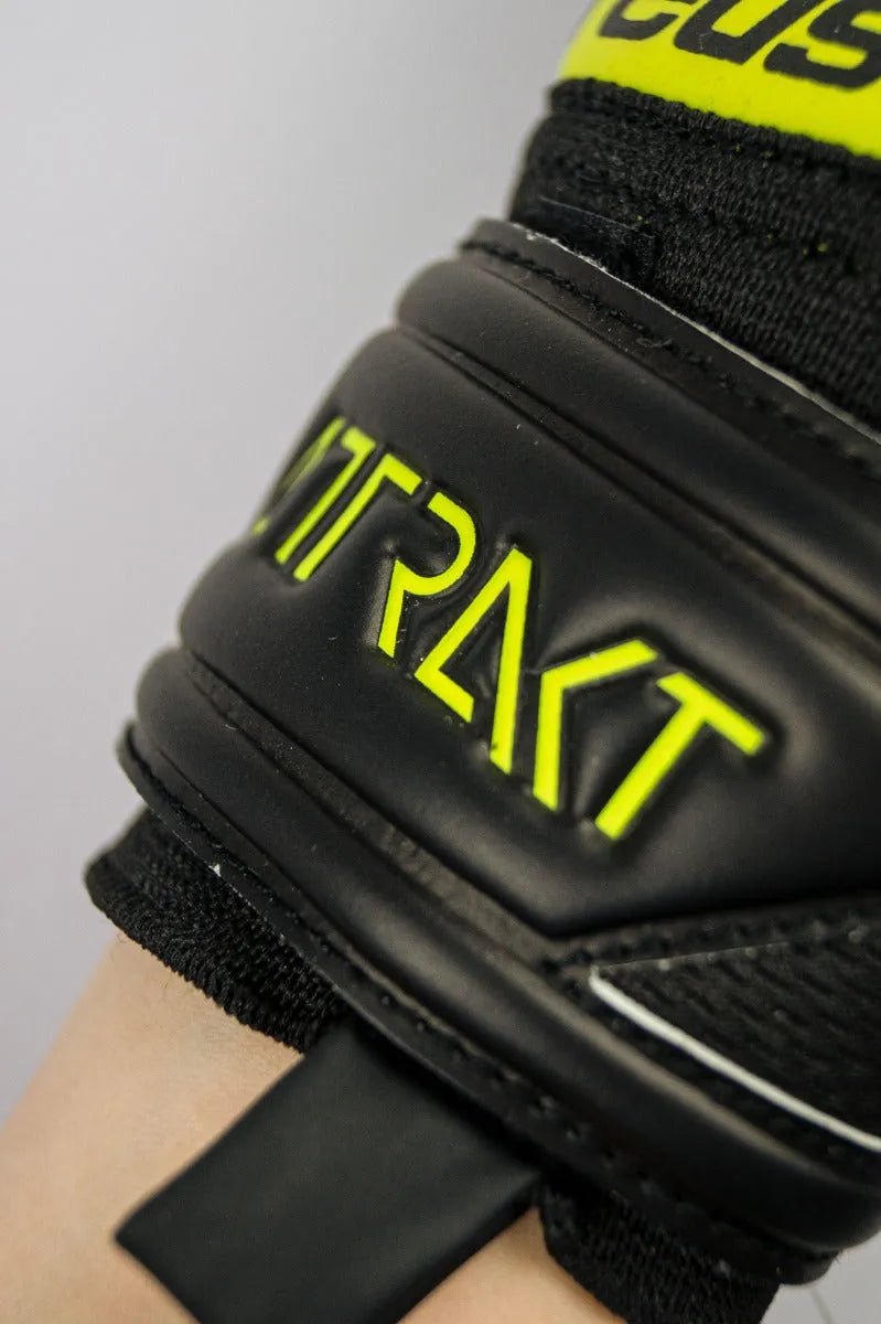 Reusch JR Freegel Silver FingerSave Goalkeeper Gloves - Black-Lime Green (Detail 6)