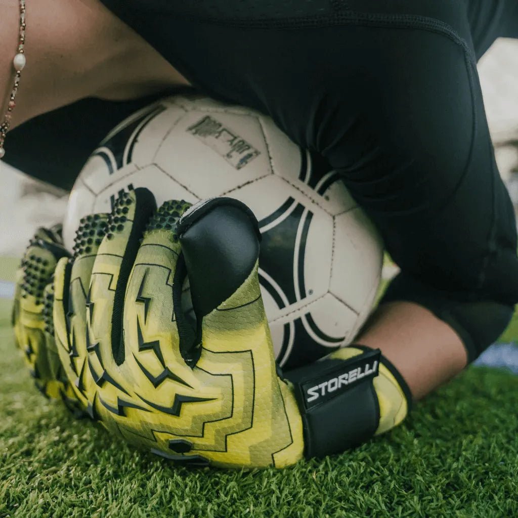 Storelli Lightning Storm Finger Spine Protection Goalkeeper Gloves Yellow (Detail 1)