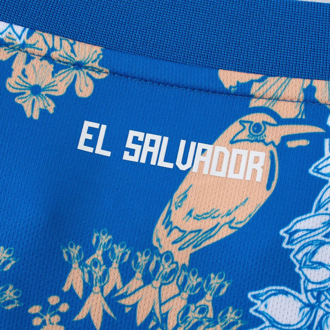 Umbro 2025-26 El Salvador Men's Third Pre-Match Soccer Jersey (Detail 3)