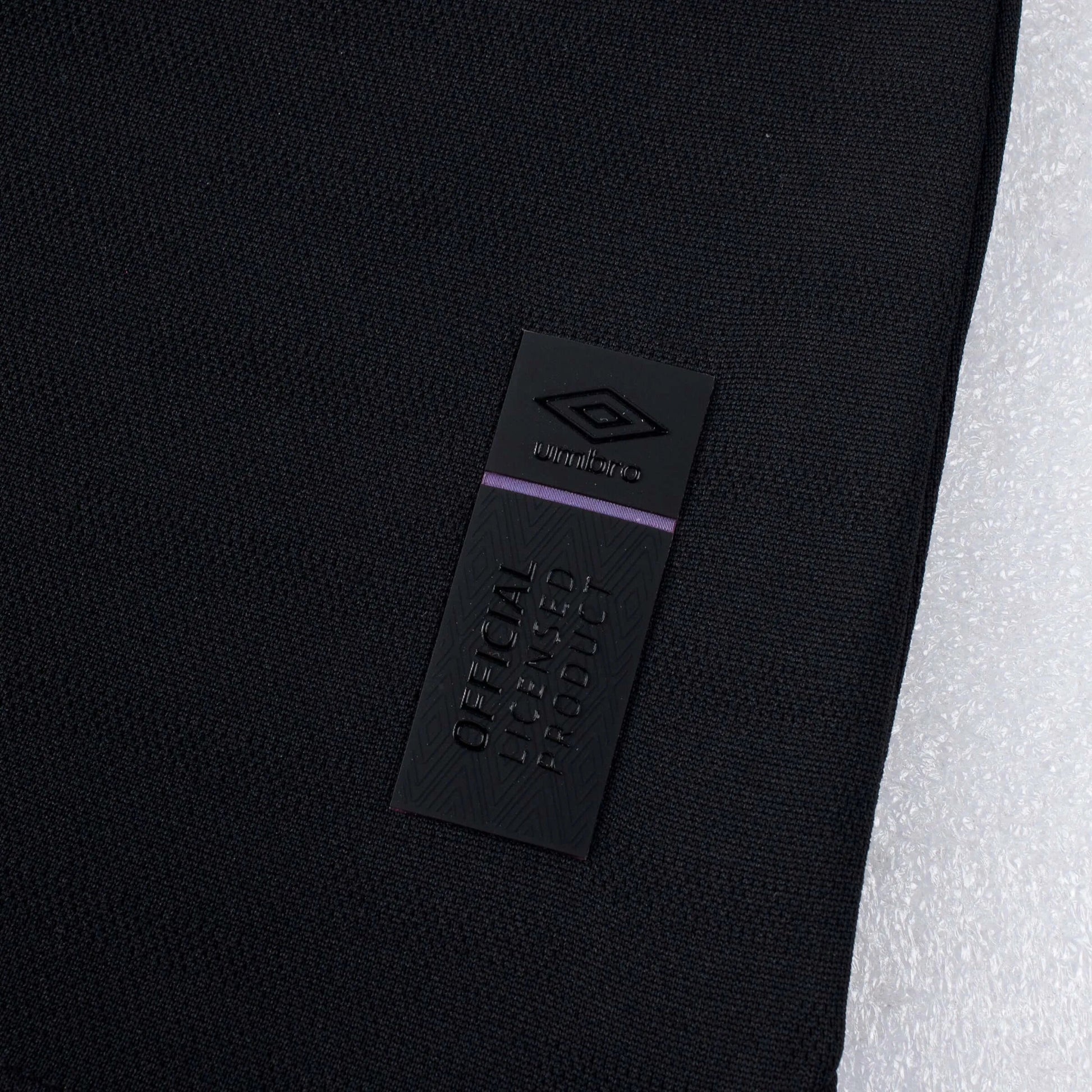 Umbro 2025-26 Guatemala Women's Stadium Third Soccer Jersey Black (Detail 4)