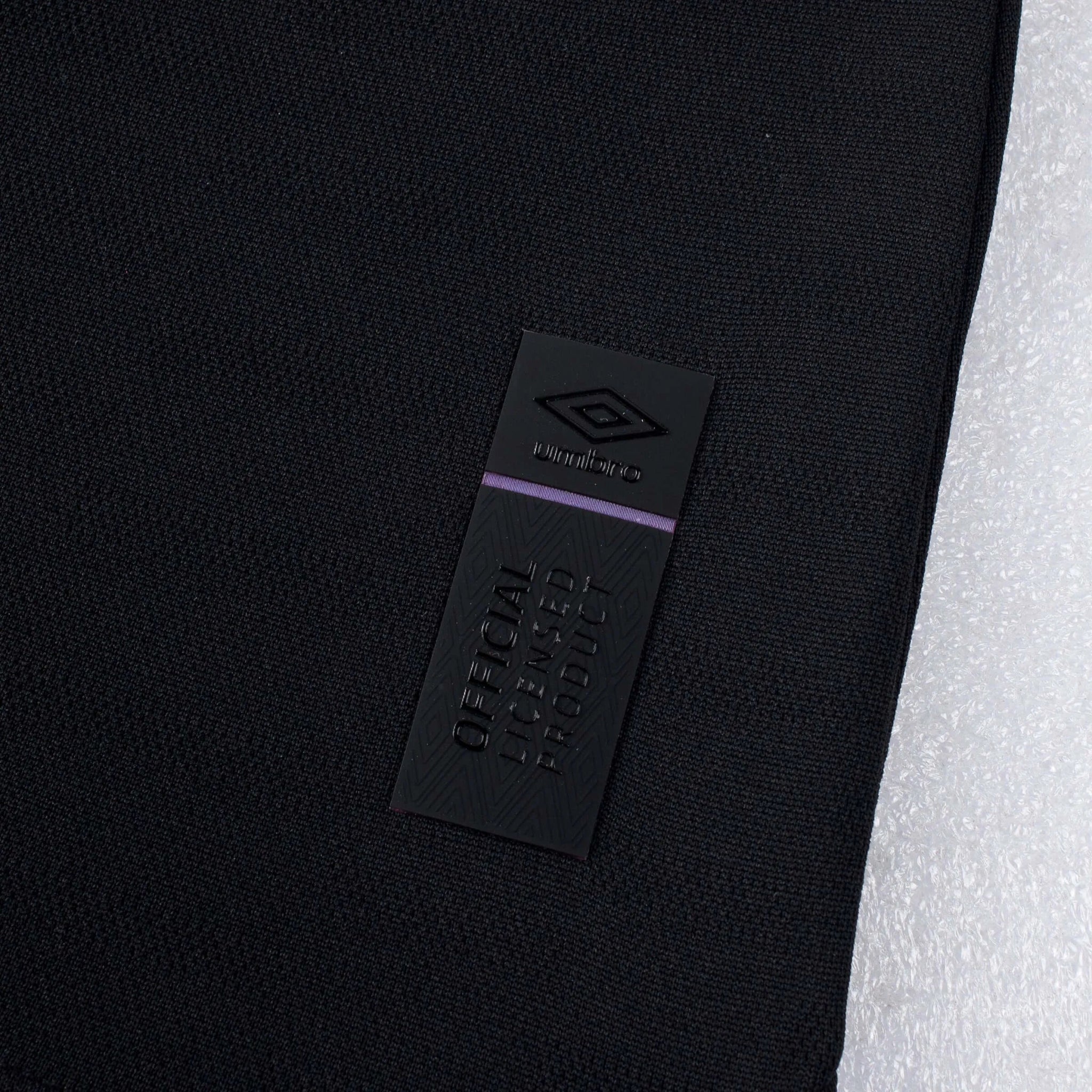 Umbro 2025-26 Guatemala Women's Stadium Third Soccer Jersey Black (Detail 4)