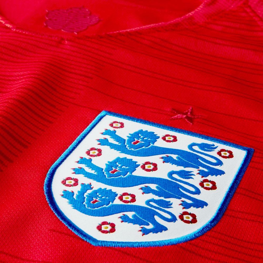 Nike 2018 England Women's Away Jersey - Red