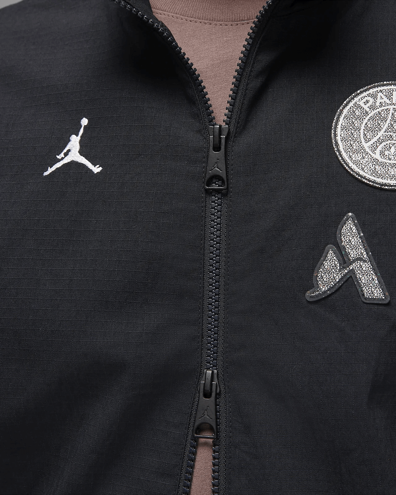 Jordan 2022-23 PSG Anthem Jacket - Black-White (Detail 3)
