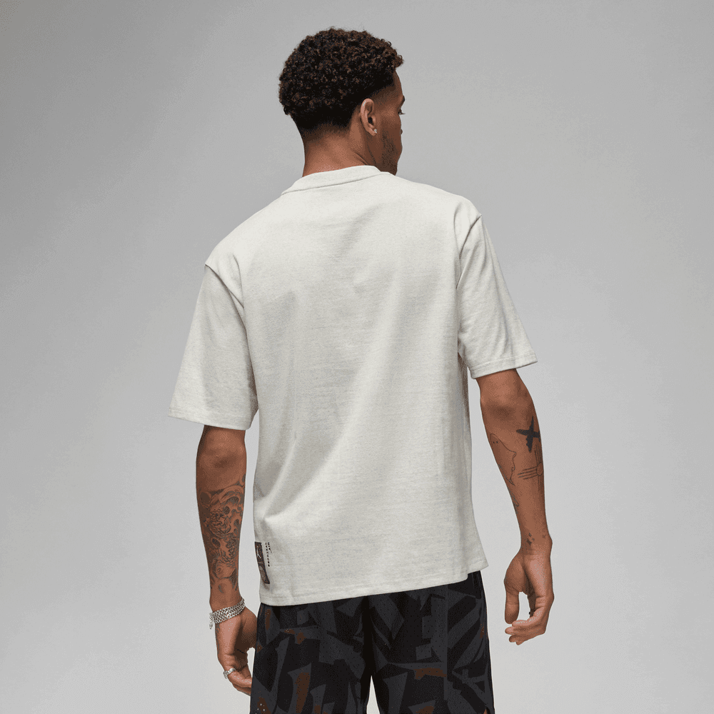 Jordan 2022-23 Paris Saint-Germain Pocket T-Shirt White-Dark Grey (Model - Back)