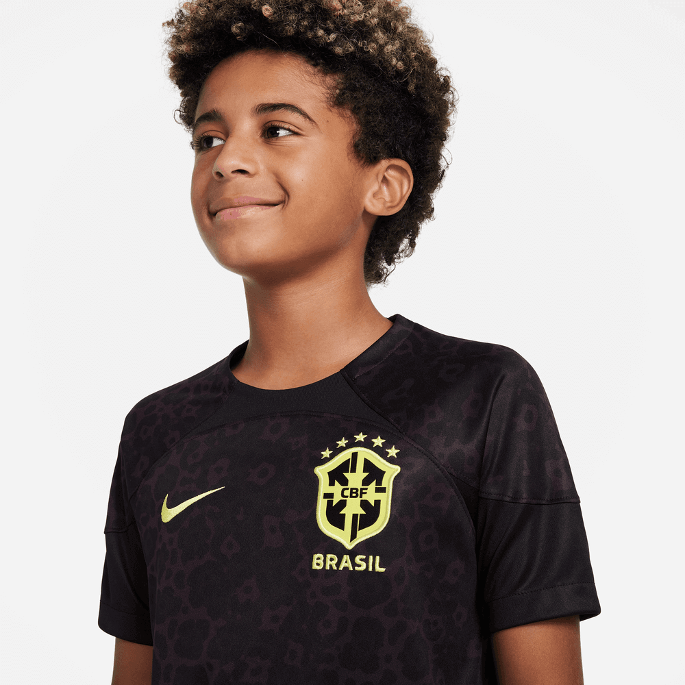Nike 2022-23 Brazil Youth Goalkeeper Jersey - Black (Detail 1)