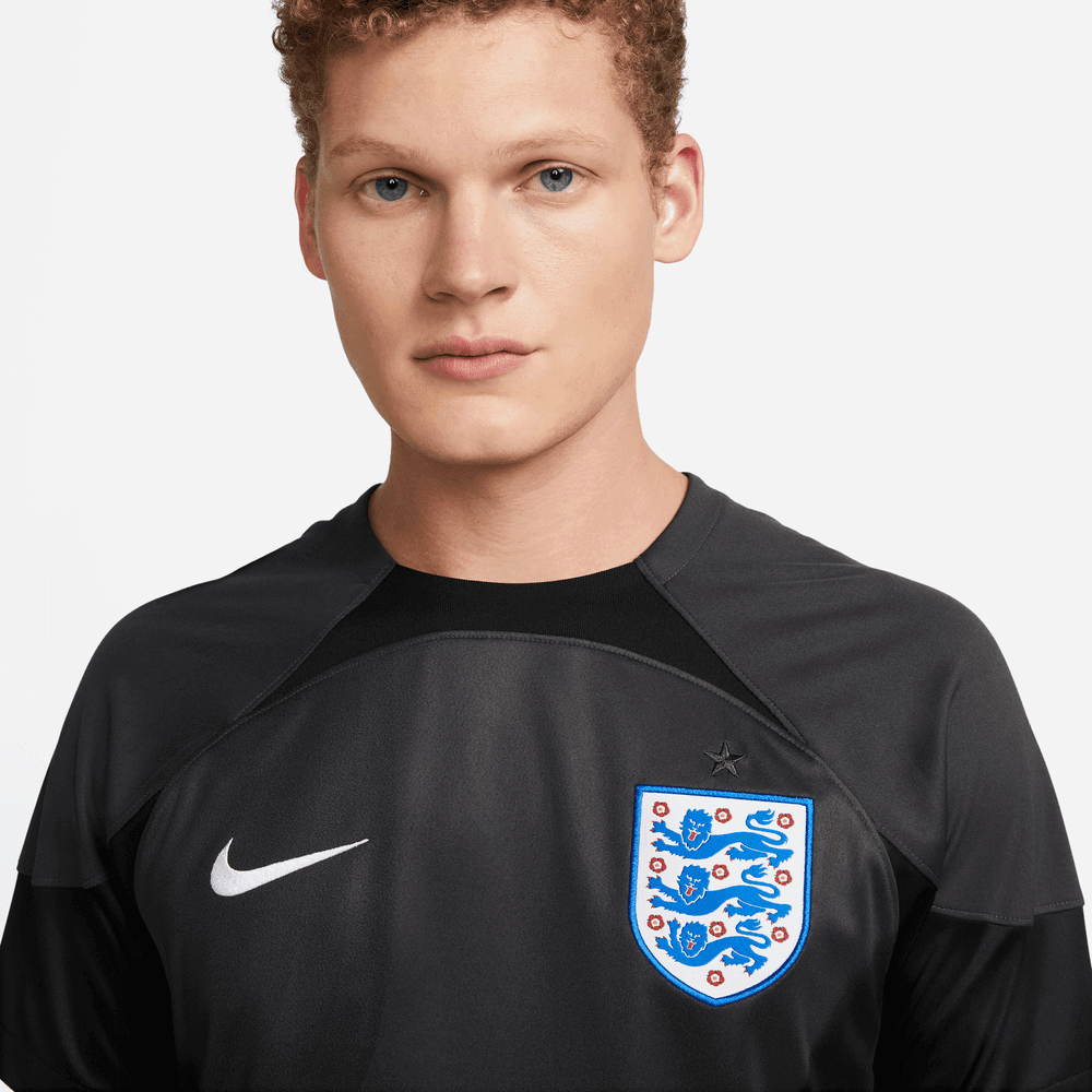 Nike 2022-23 England Goalkeeper Jersey (Detail 1)