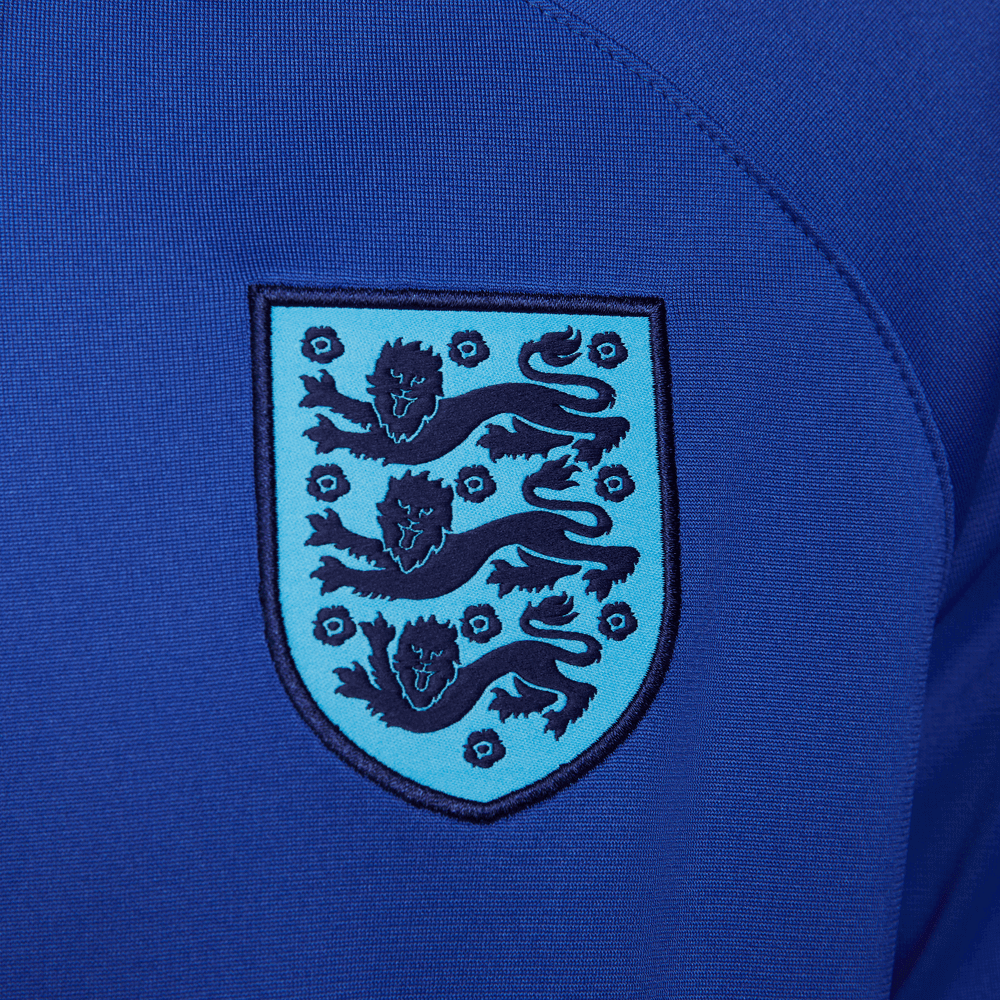 Nike 2022-23 England Hooded Track Jacket (Detail 3)