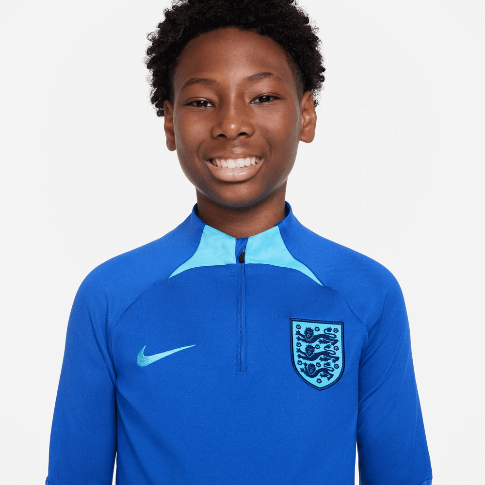 Nike 2022-23 England Youth Strike Drill Top - Game Royal-Blue Fury (Detail 1)