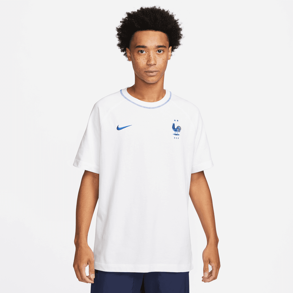 Nike 2022-23 France Travel Tee (Model - Front)
