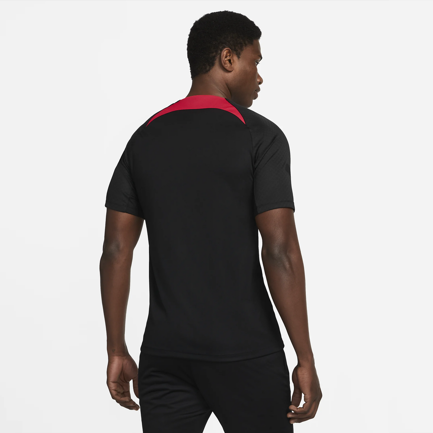 Nike 2022-23 Liverpool FC Strike Short-Sleeve Top - Black-Siren Red (Model - Back)