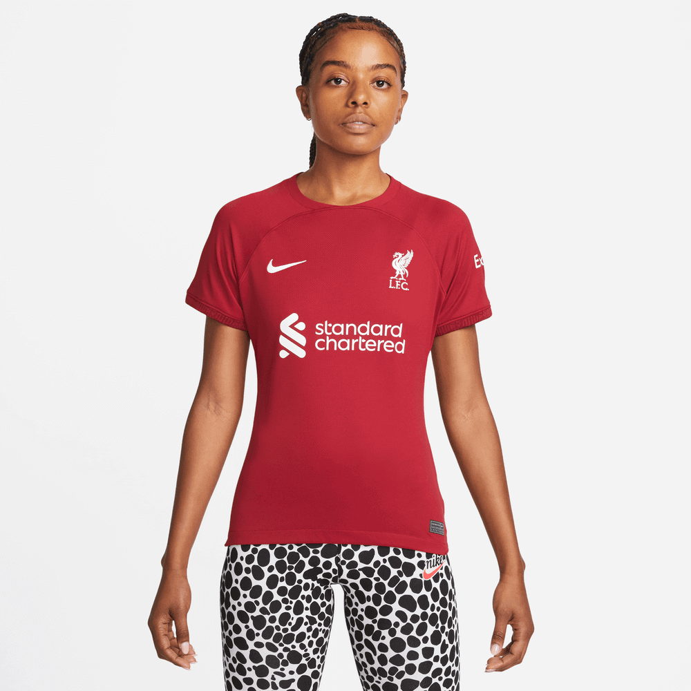 Nike 2022-23 Liverpool FC Womens Stadium Home Jersey - Red (Model - Front)